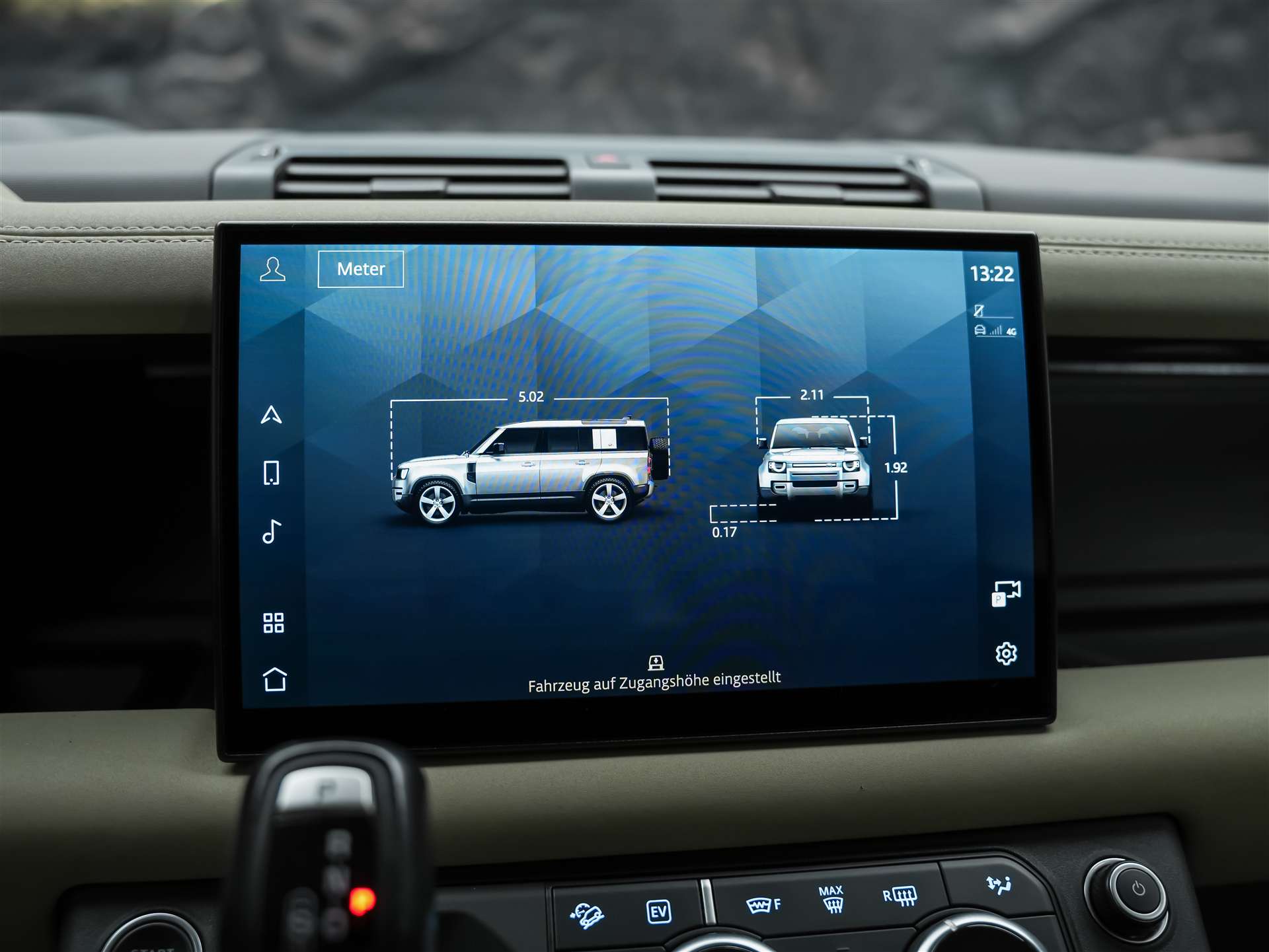 LAND ROVER Defender 110 P400e Si4 PHEV X-Dynamic SE AT8 *CH Auto*Head Up*Panorama*Meridian*360° Kamera*-image-40