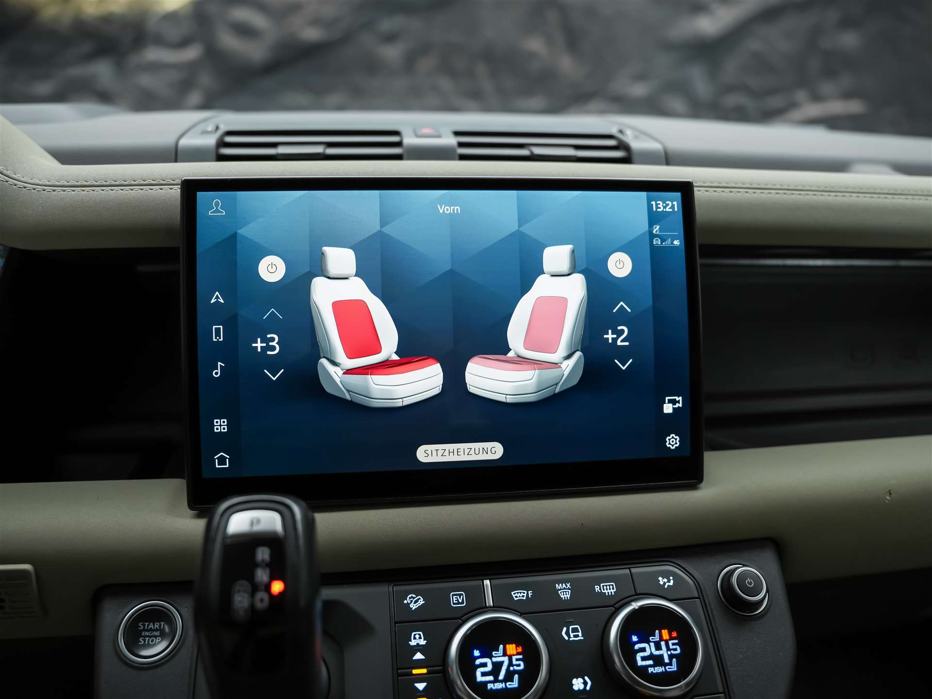 LAND ROVER Defender 110 P400e Si4 PHEV X-Dynamic SE AT8 *CH Auto*Head Up*Panorama*Meridian*360° Kamera*-image-35