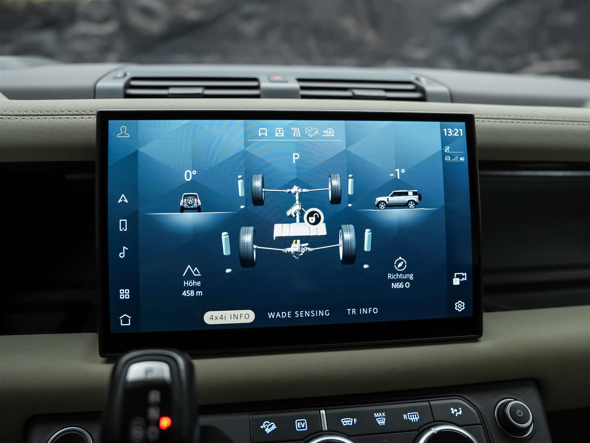 LAND ROVER Defender 110 P400e Si4 PHEV X-Dynamic SE AT8 *CH Auto*Head Up*Panorama*Meridian*360° Kamera*-image-37
