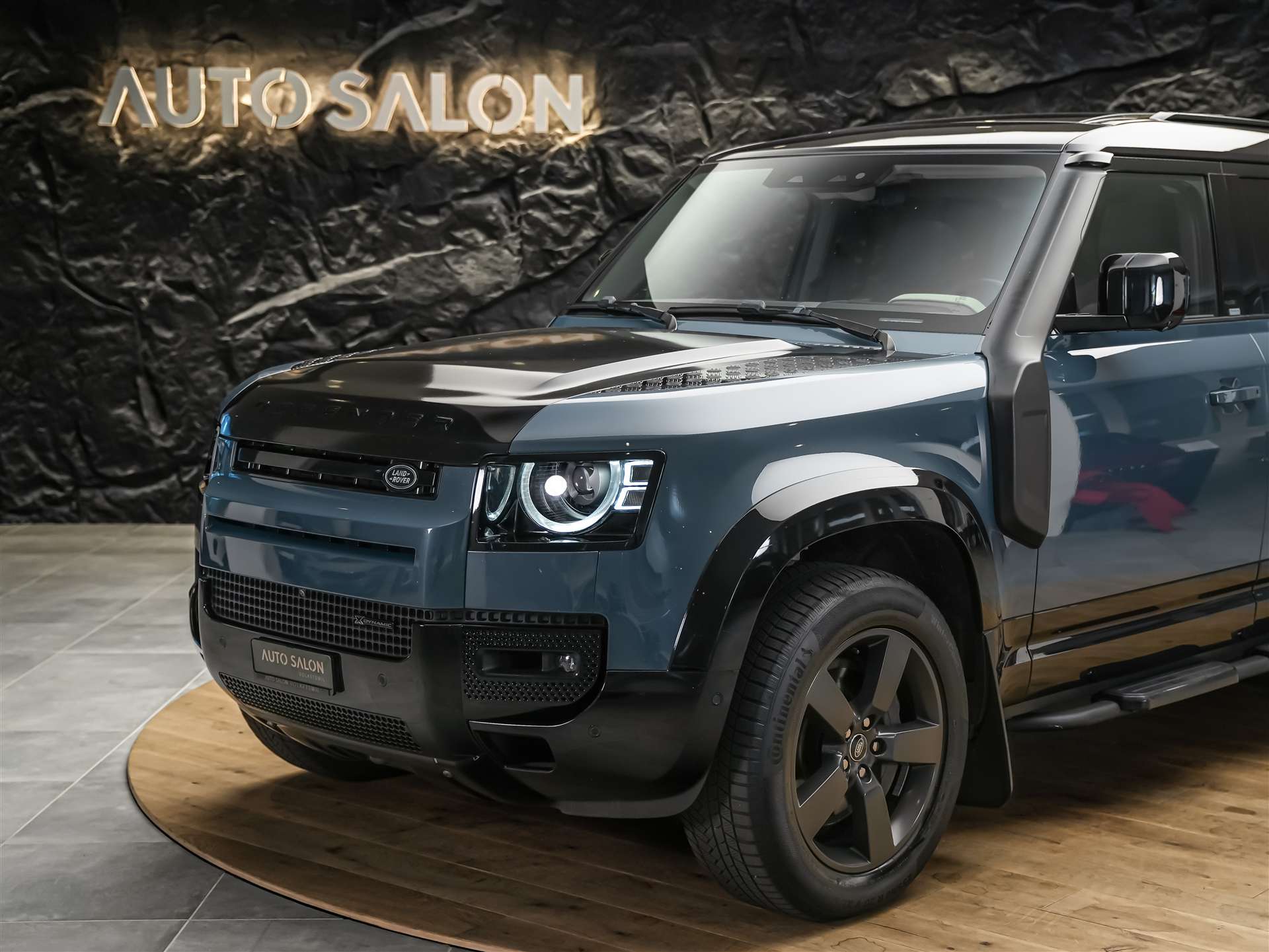 LAND ROVER Defender 110 P400e Si4 PHEV X-Dynamic SE AT8 *CH Auto*Head Up*Panorama*Meridian*360° Kamera*-image-16