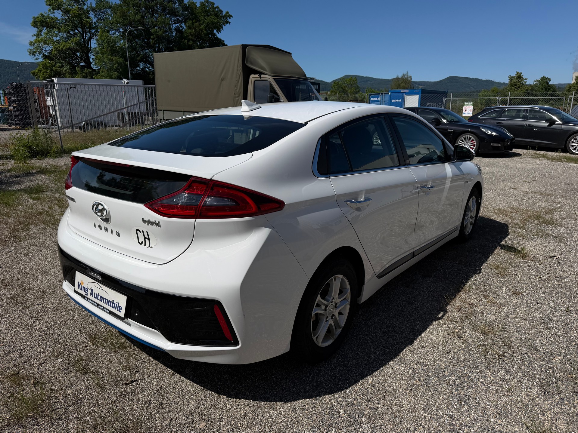 HYUNDAI Ioniq 1.6 GDi HEV Launch Plus DCT | CH-Auto | Frisch MFK | 1-Hand-image-6