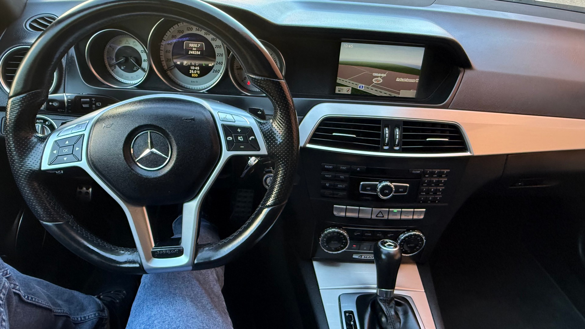 MERCEDES-BENZ C 250 CDI Avantgarde 4Matic 7G-Tronic-image-11