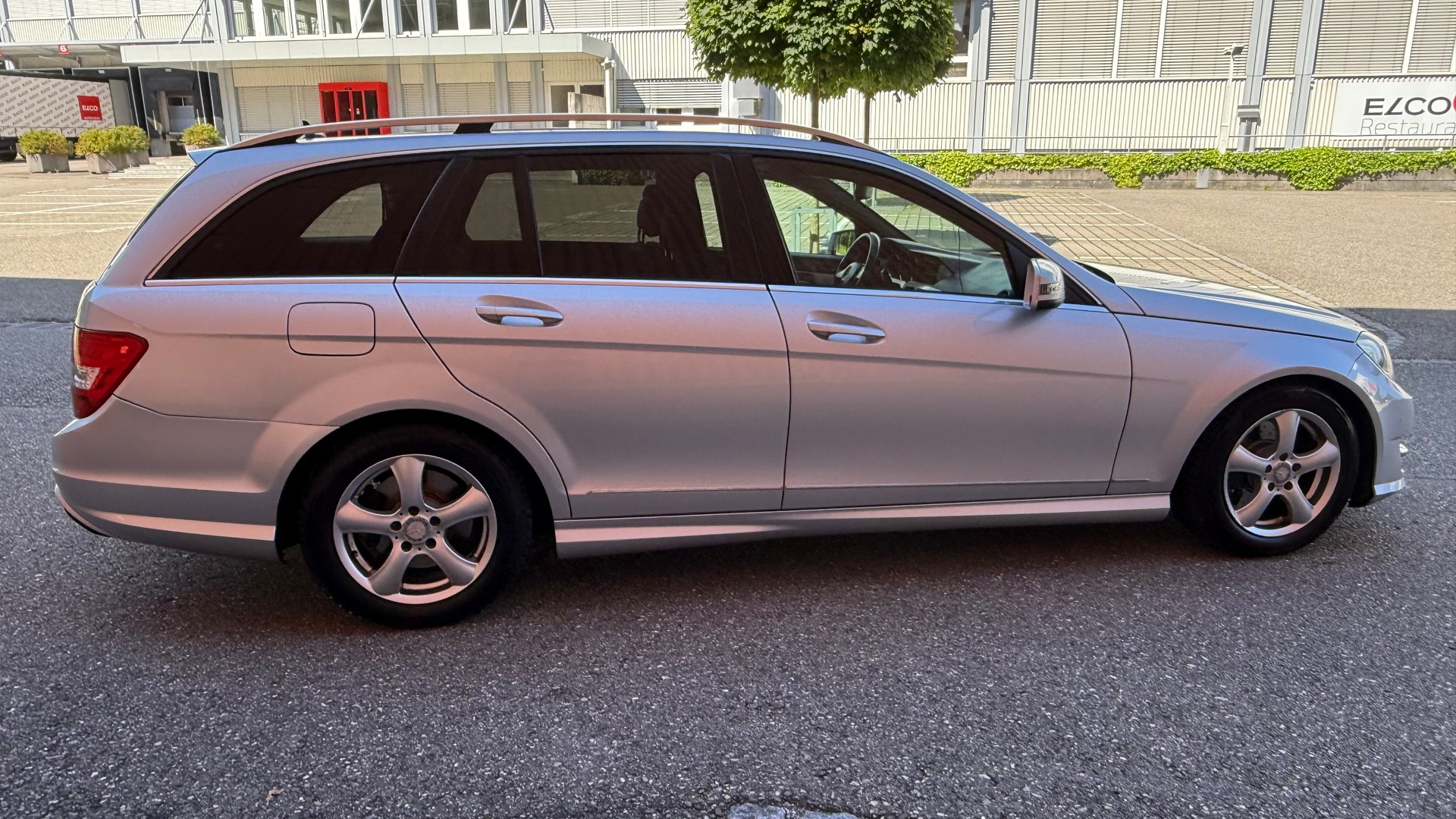 MERCEDES-BENZ C 250 CDI Avantgarde 4Matic 7G-Tronic-image-6