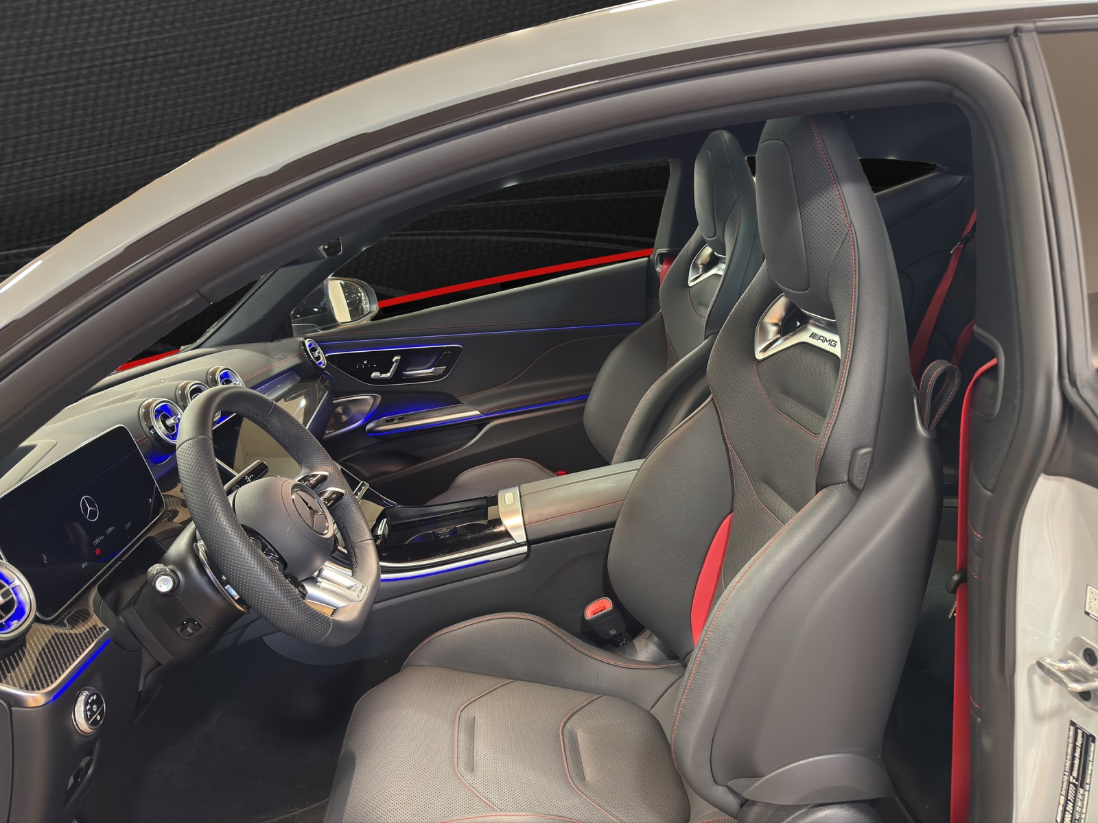 MERCEDES-BENZ CLE 53 Coupé AMG 4Matic+ 9G-Tronic-image-5