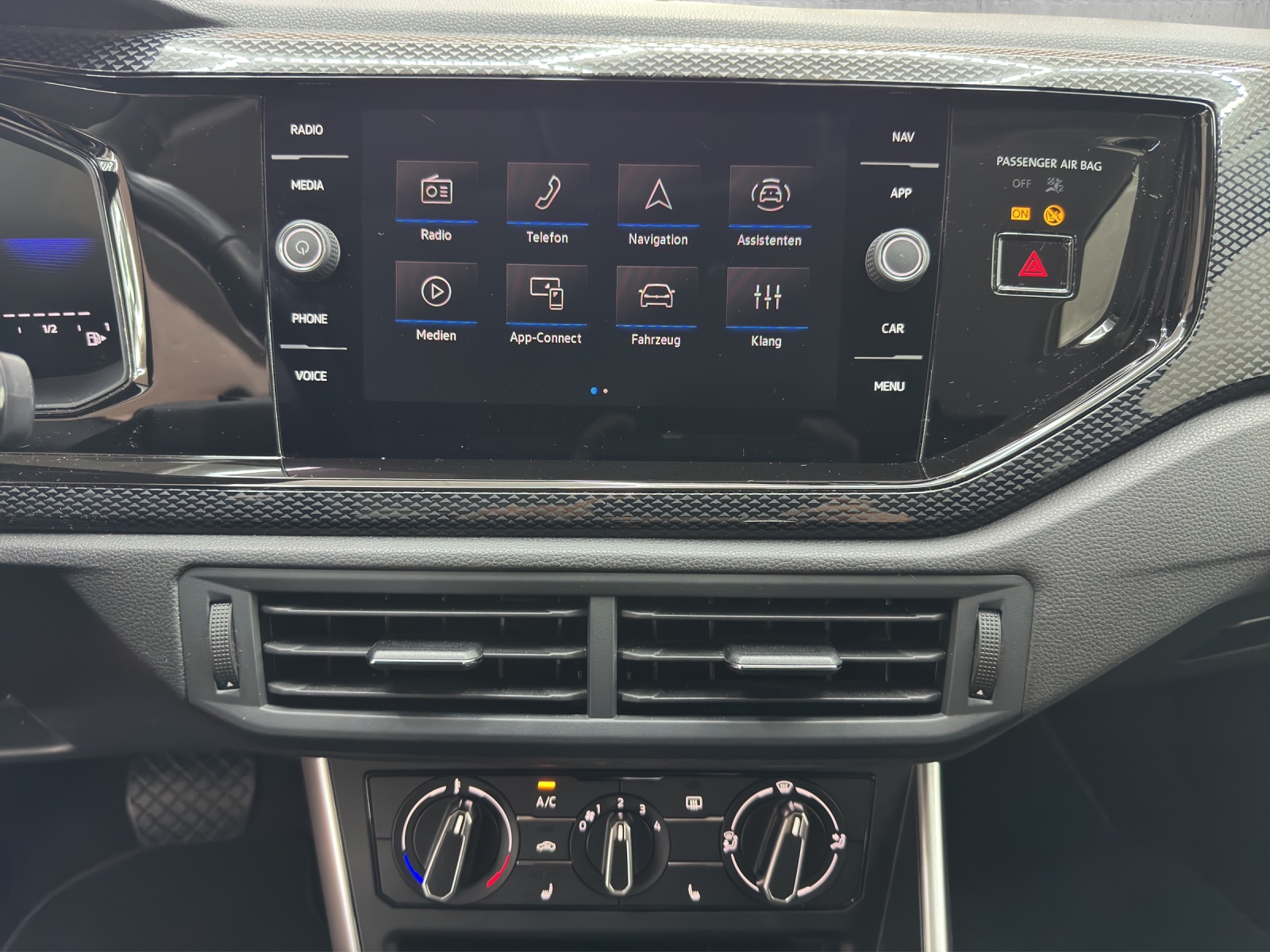 VW Polo 1.0 TSI Life DSG-image-10
