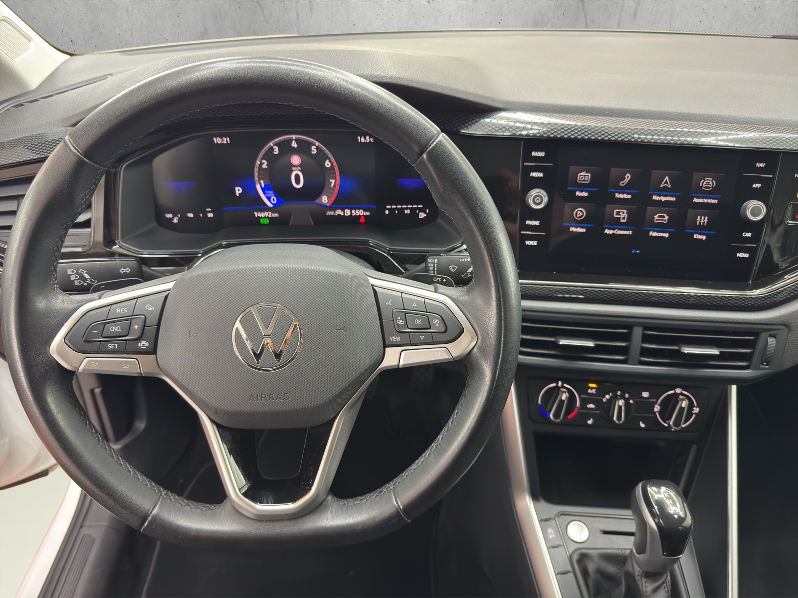 VW Polo 1.0 TSI Life DSG-image-8
