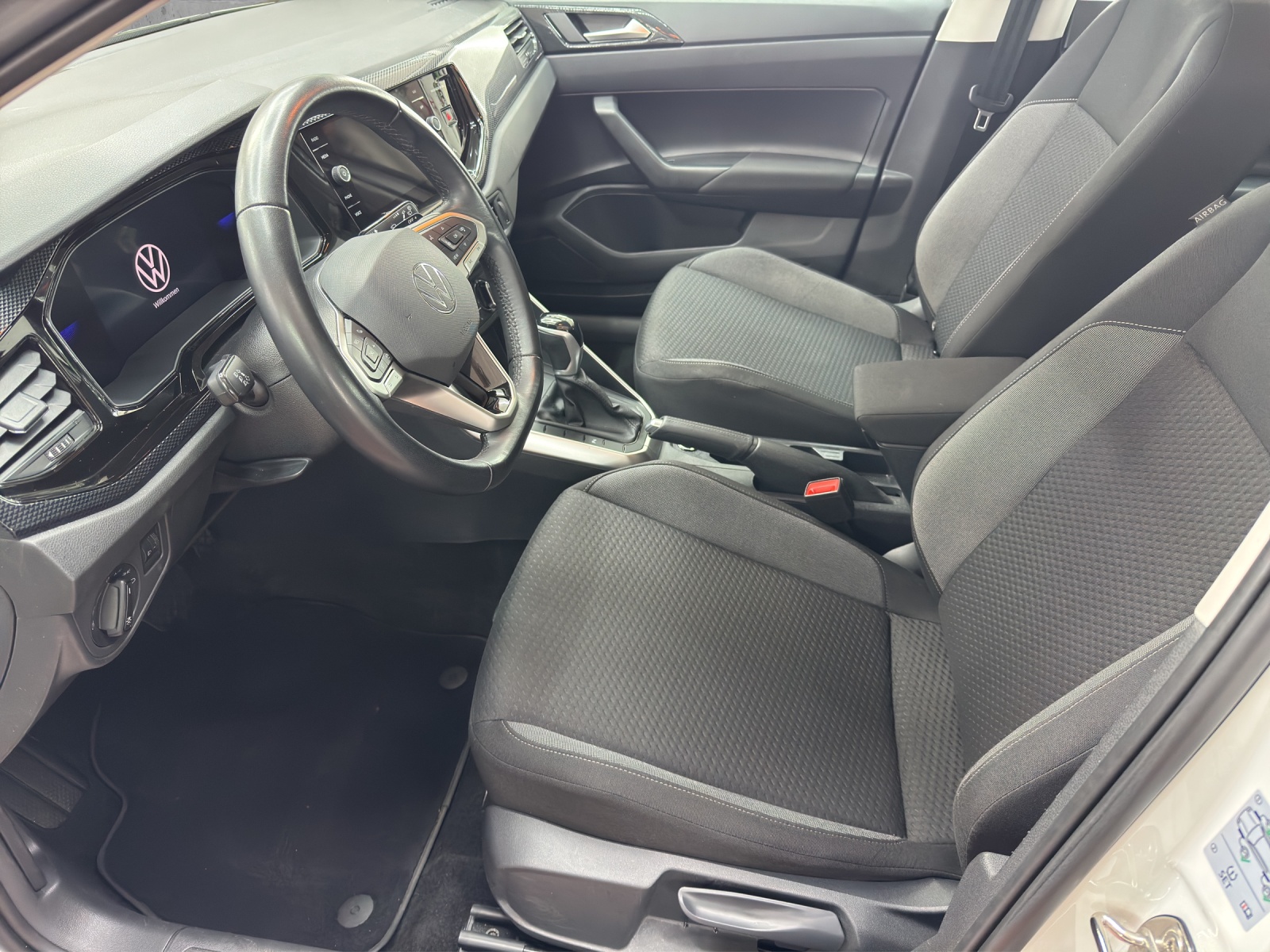 VW Polo 1.0 TSI Life DSG-image-6
