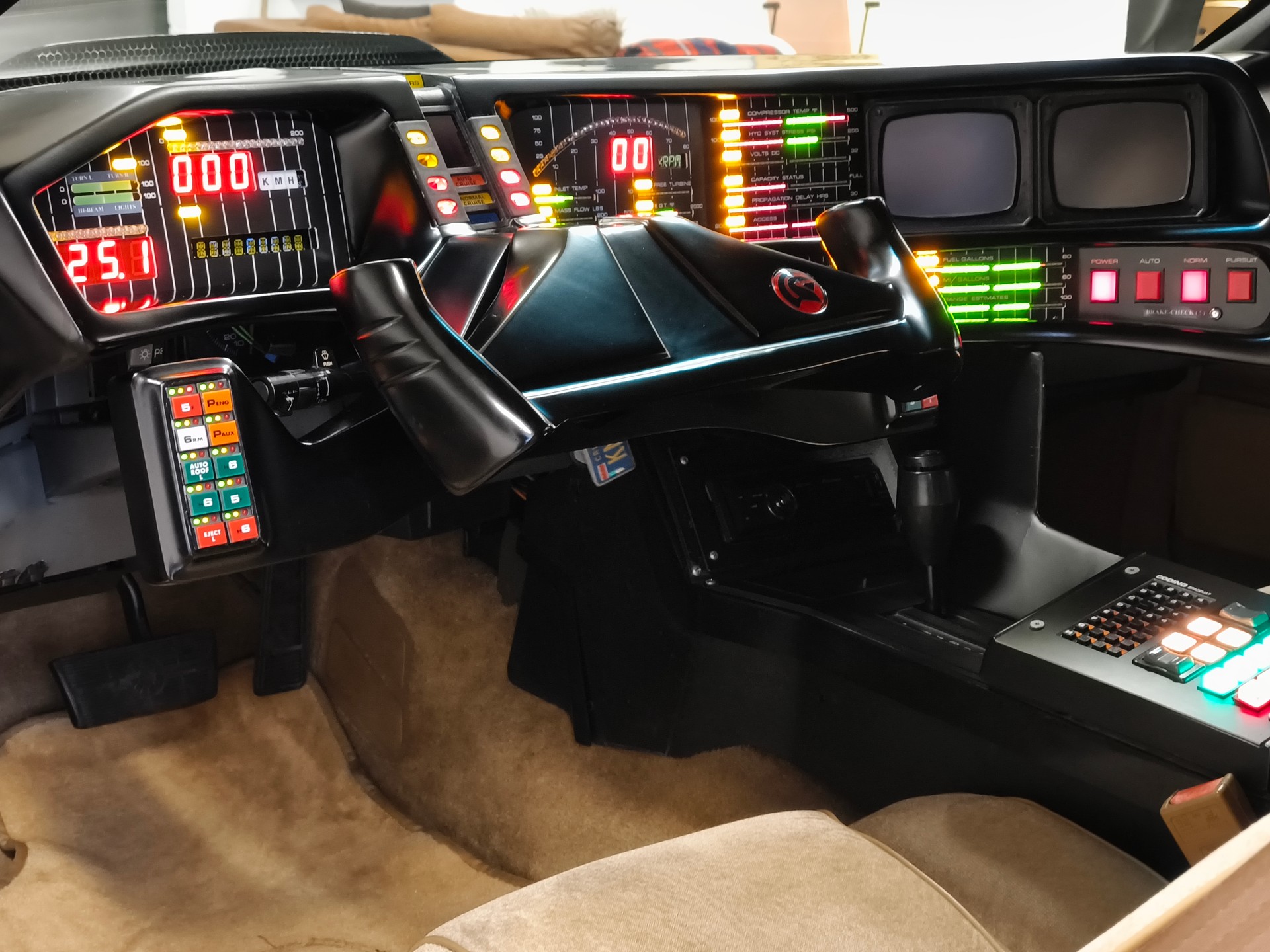PONTIAC Firebird 5.0 V8 Trans Am-image-17