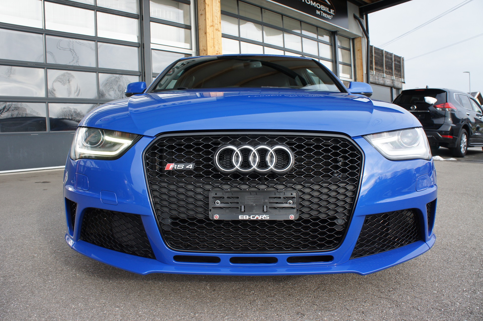 AUDI RS4 Avant Nogaro Selection 4.2 FSI V8 quattro S-tronic-image-7