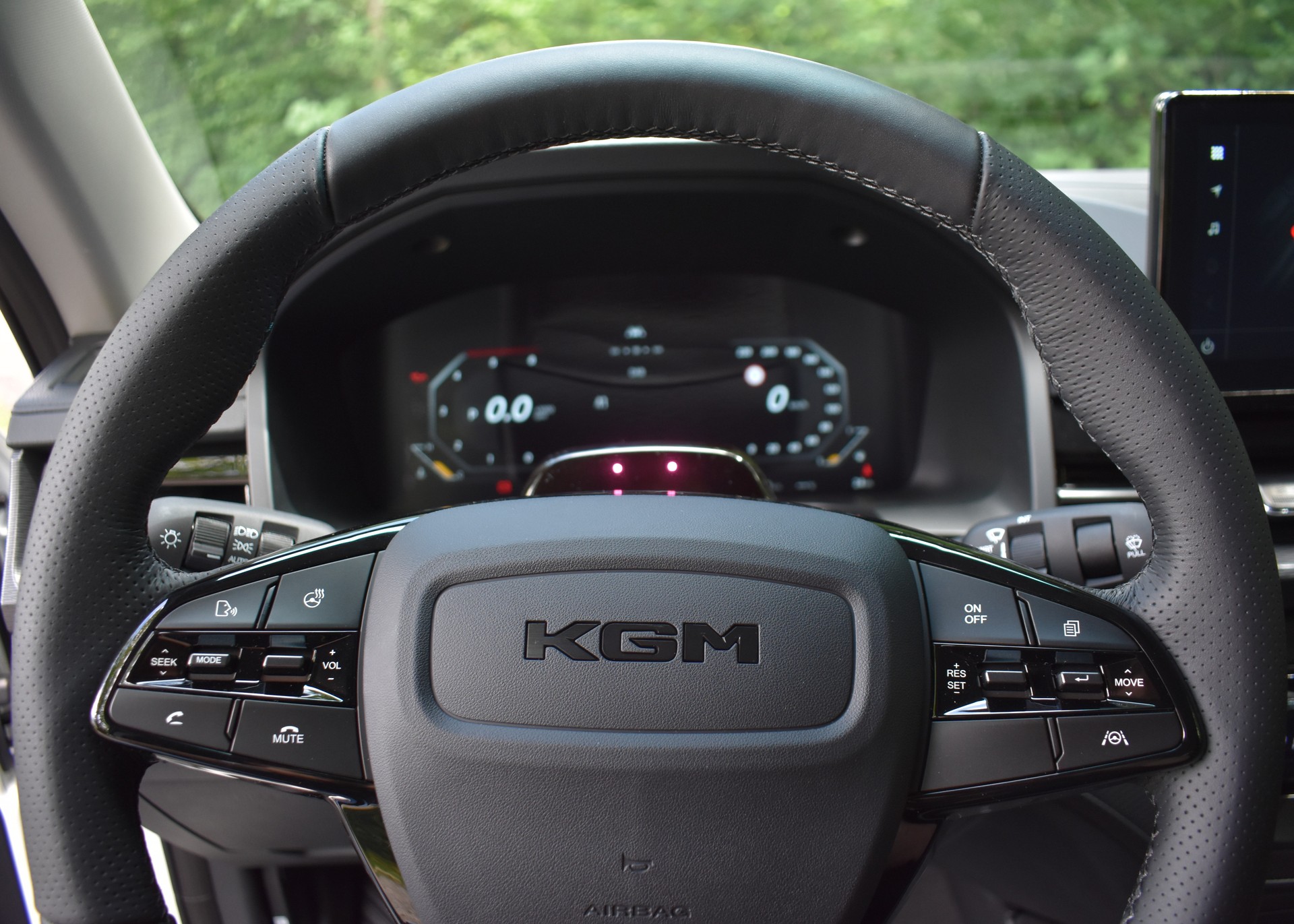 KGM-SsangYong Musso 2.2 Platinum 4WD A-image-10