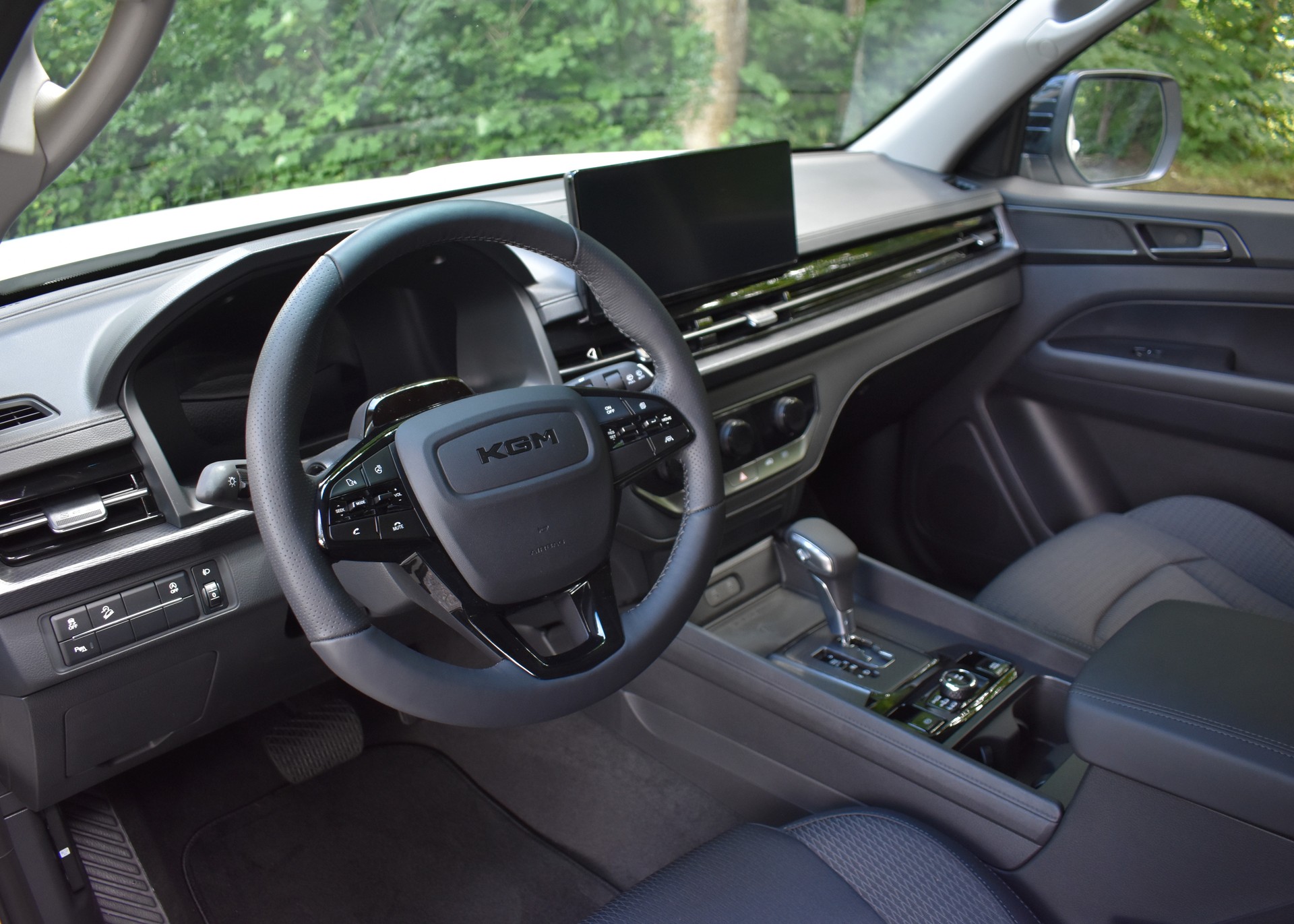 KGM-SsangYong Musso 2.2 Platinum 4WD A-image-5
