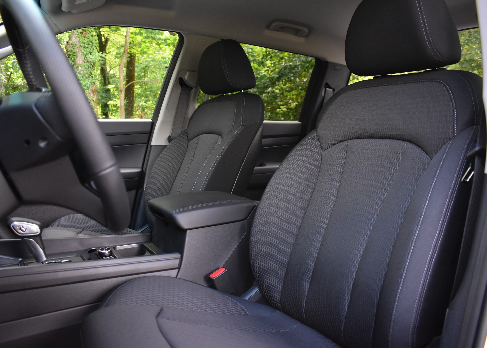 KGM-SsangYong Musso 2.2 Platinum 4WD A-image-6