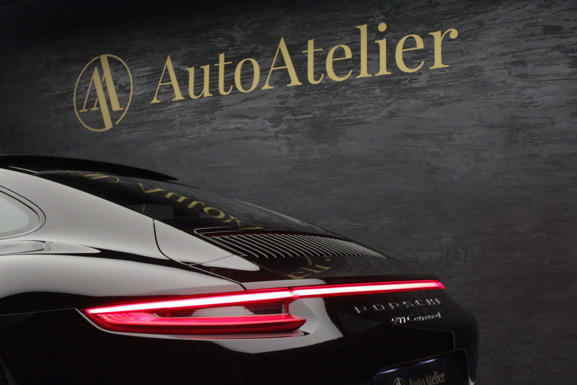 PORSCHE 911 Carrera 4 PDK-image-15