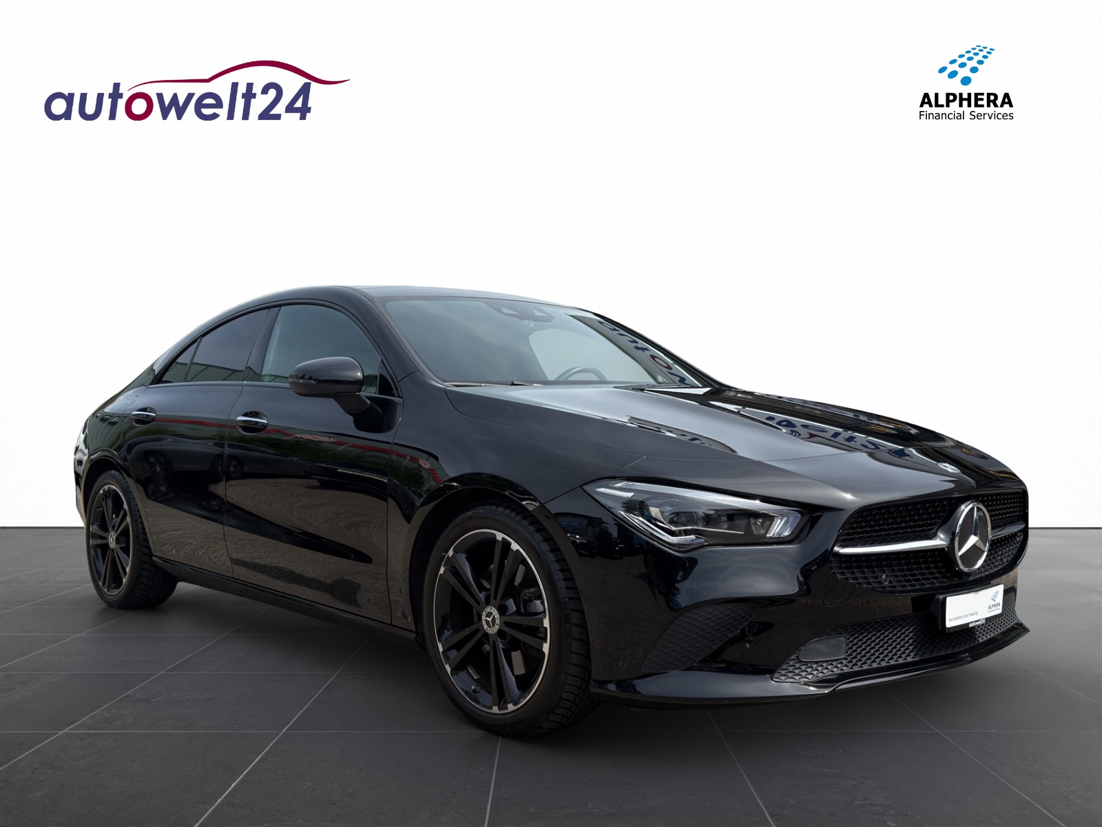 MERCEDES-BENZ CLA 220 d 4Matic Progressive 8G-DCT BLACK PACK-showroom-element-2