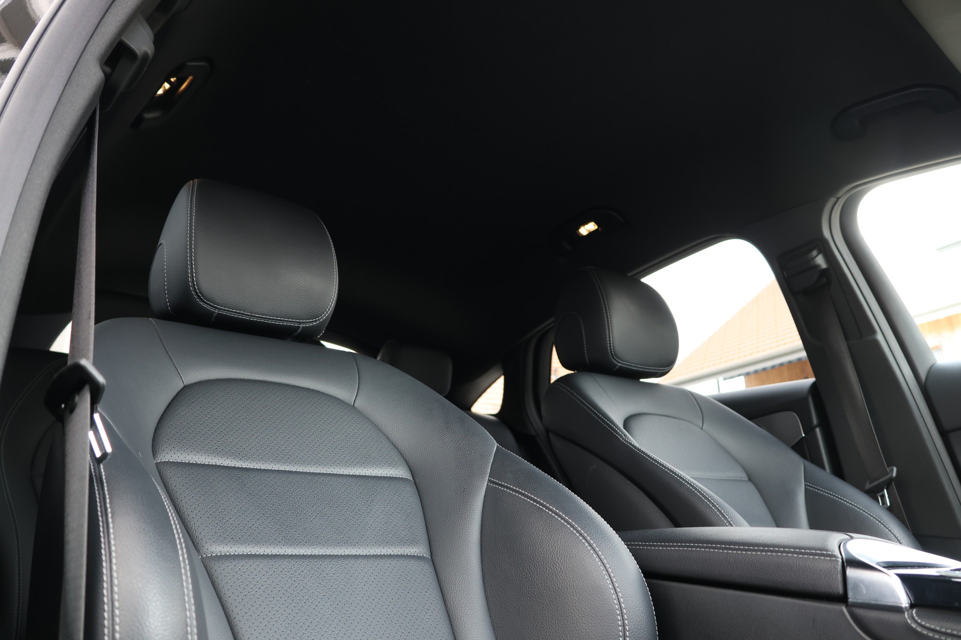 MERCEDES-BENZ GLC Coupé 350 e AMG Line 4Matic 7G-Tronic (CH)-image-19