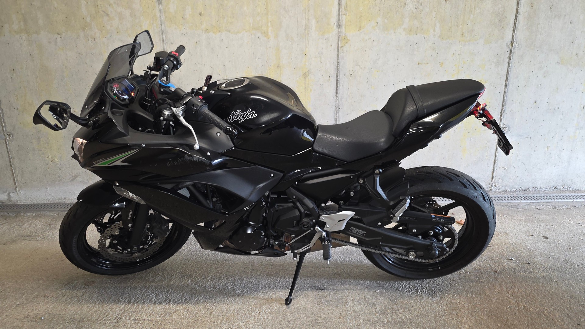 KAWASAKI Ninja 650 KRT ABS (35kW)-image-6