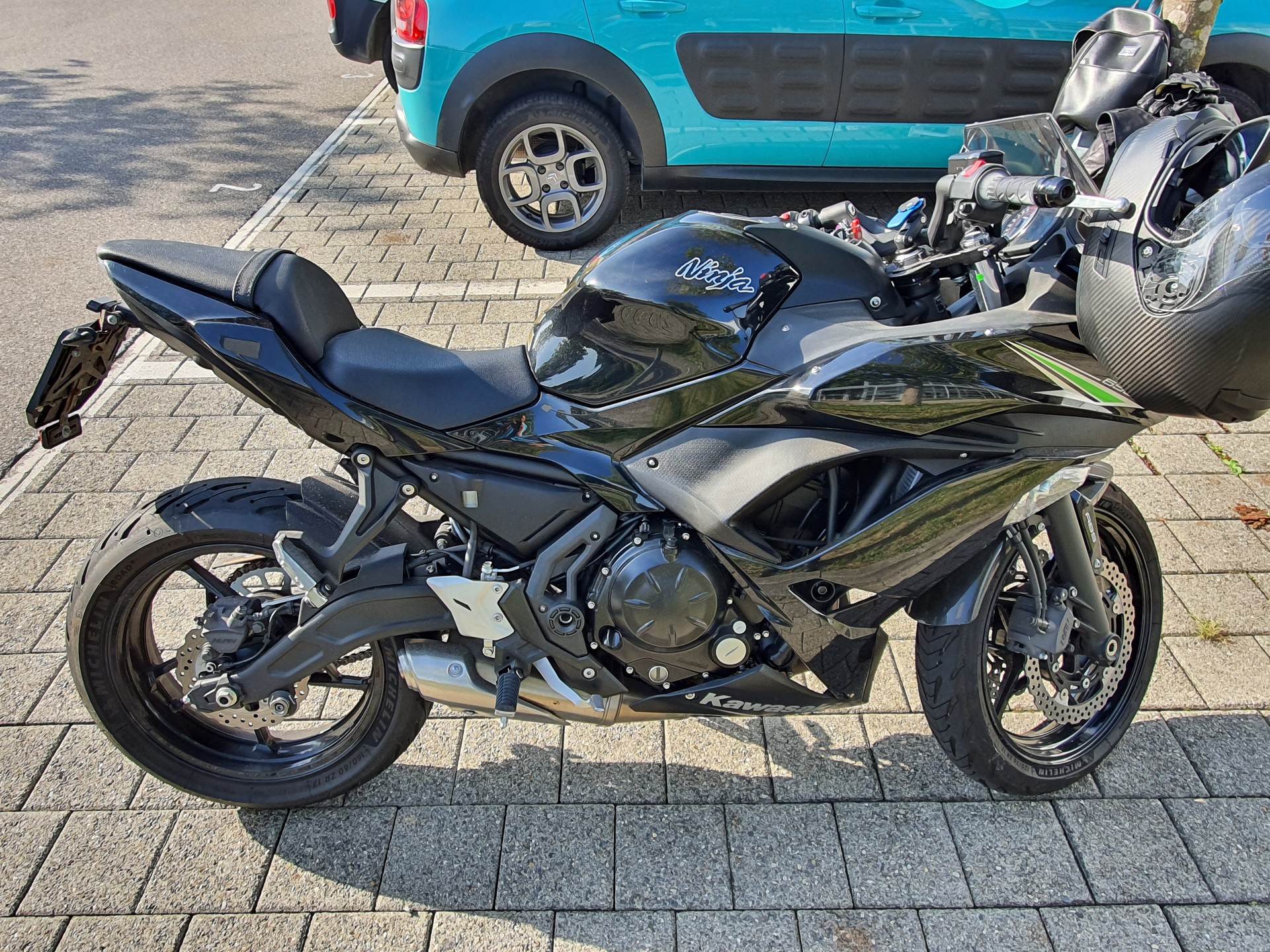 KAWASAKI Ninja 650 KRT ABS (35kW)-image-1