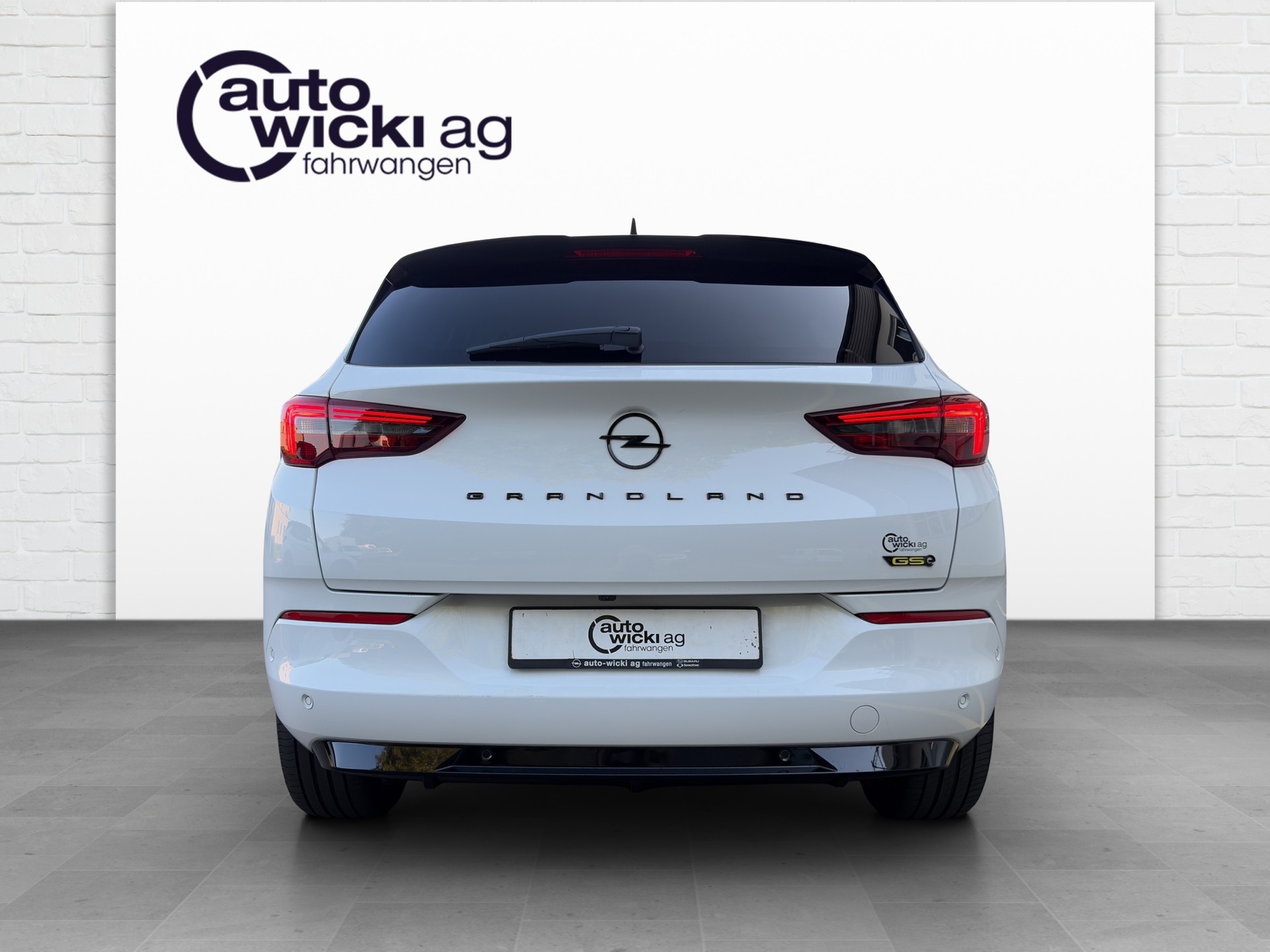 OPEL Grandland 1.6 Hybrid4 GSe Automatik-showroom-element-2