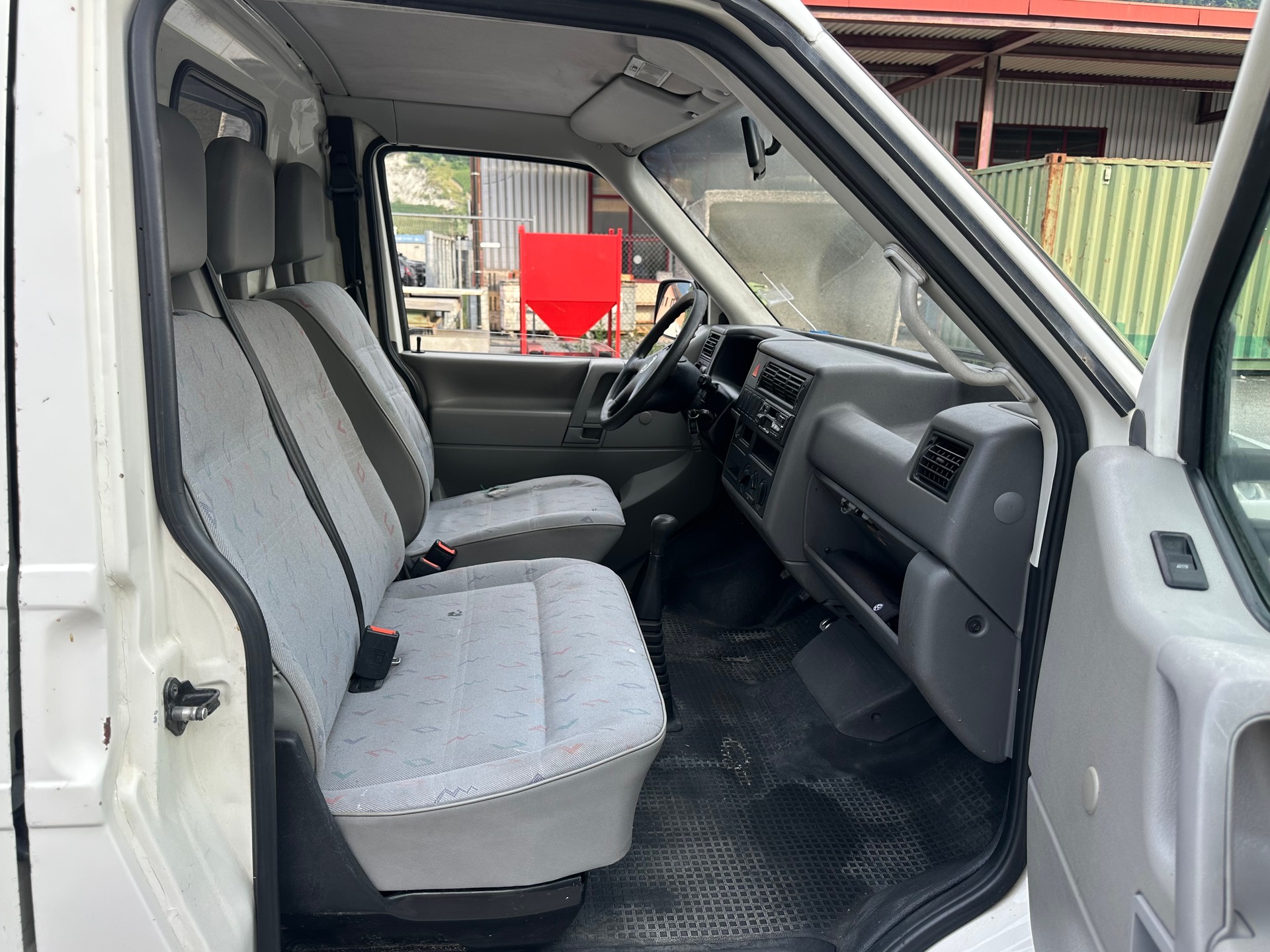 VW T4 2.0 Hochraum-image-9