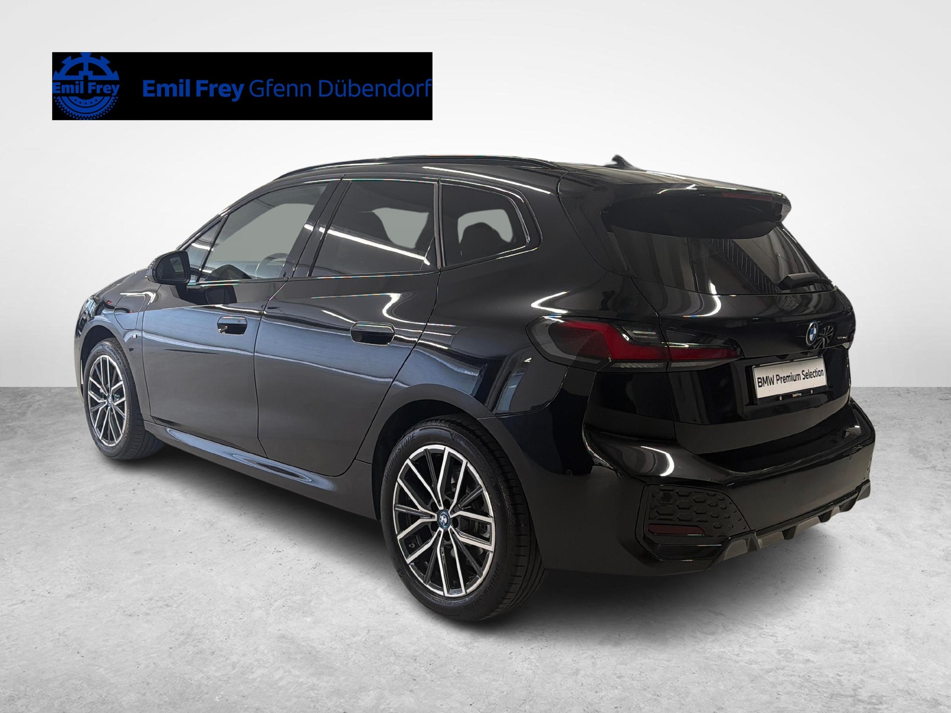 BMW 230e xDrive paddles Active Tourer-showroom-element-2