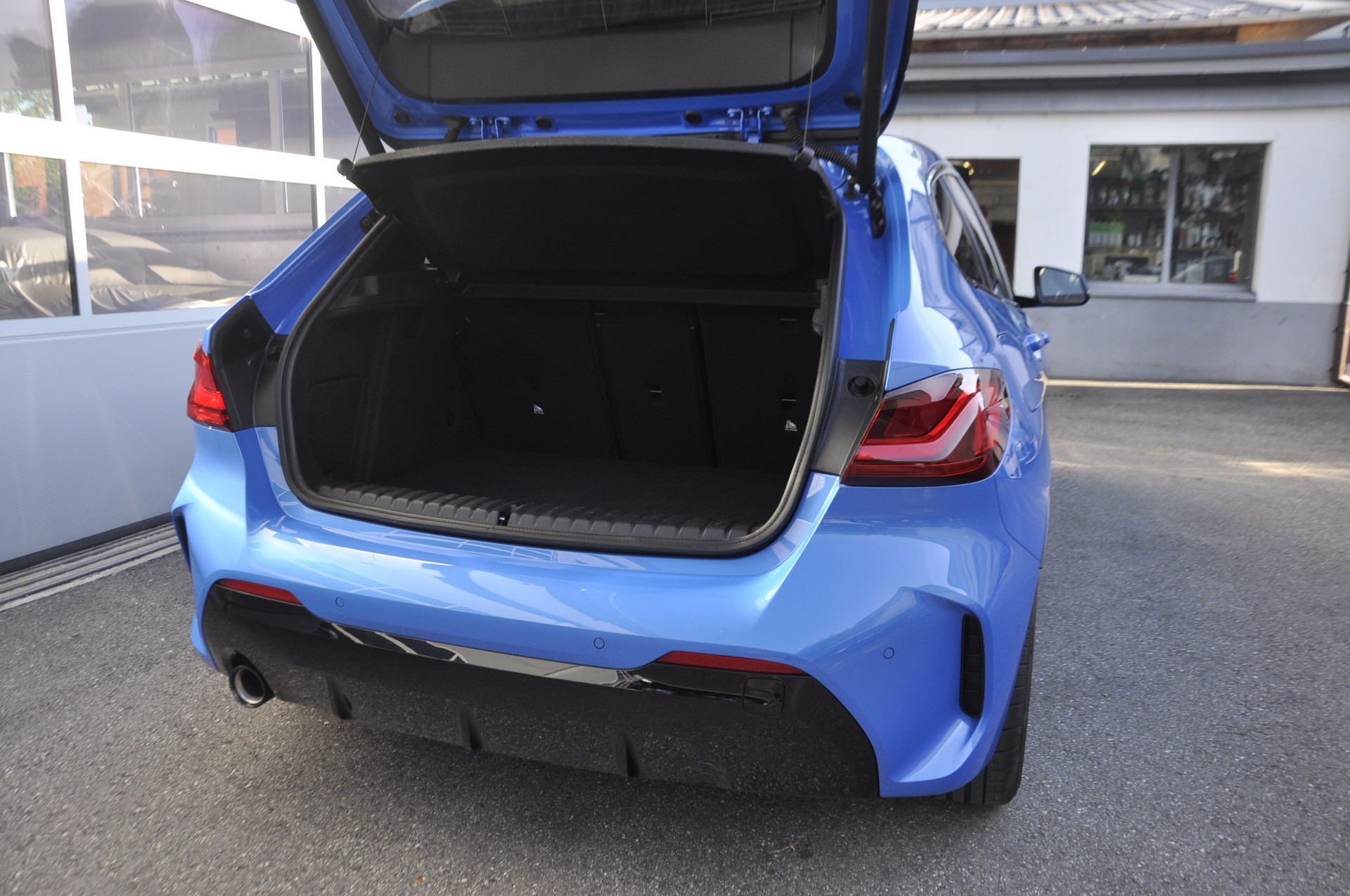 BMW 118i M Sport Pro Steptronic-image-14