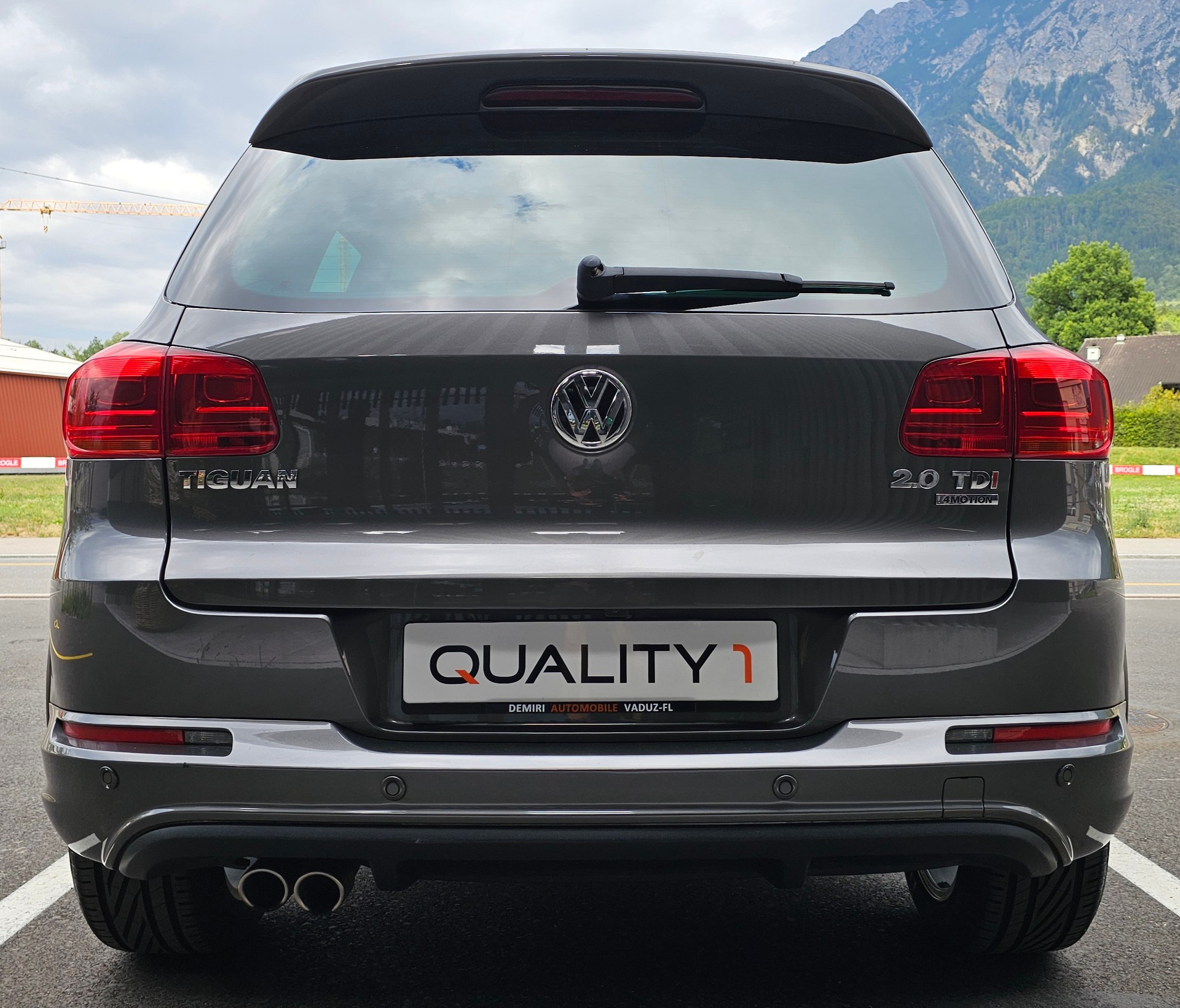 VW Tiguan 2.0 TDI BlueMotion R-Line 4Motion DSG-image-7