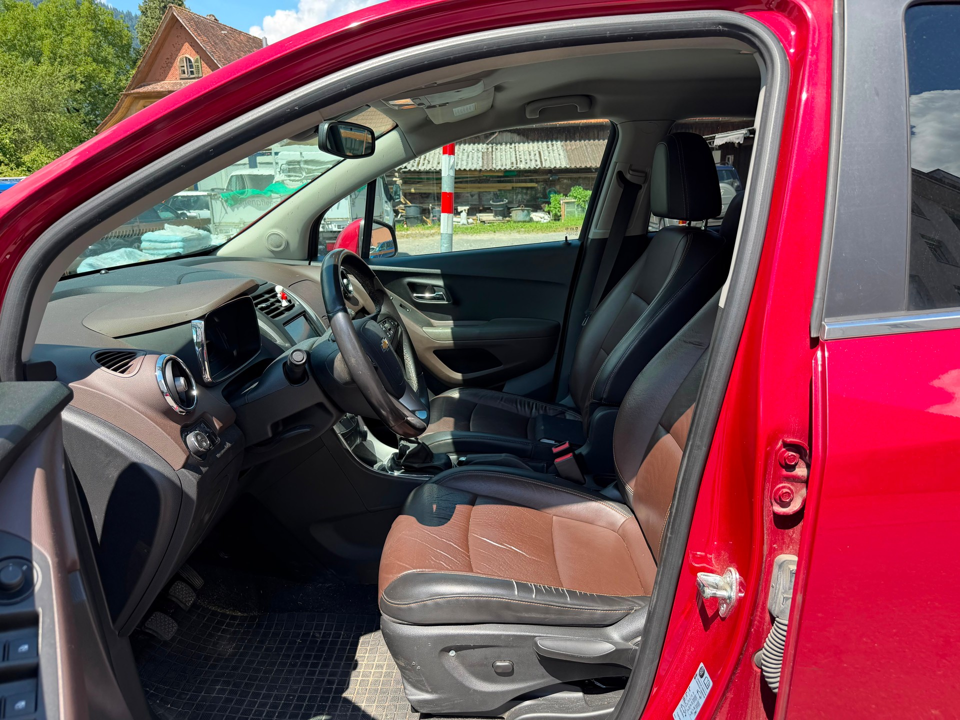 CHEVROLET Trax 1.7 VCDi LTZ 4WD-image-6