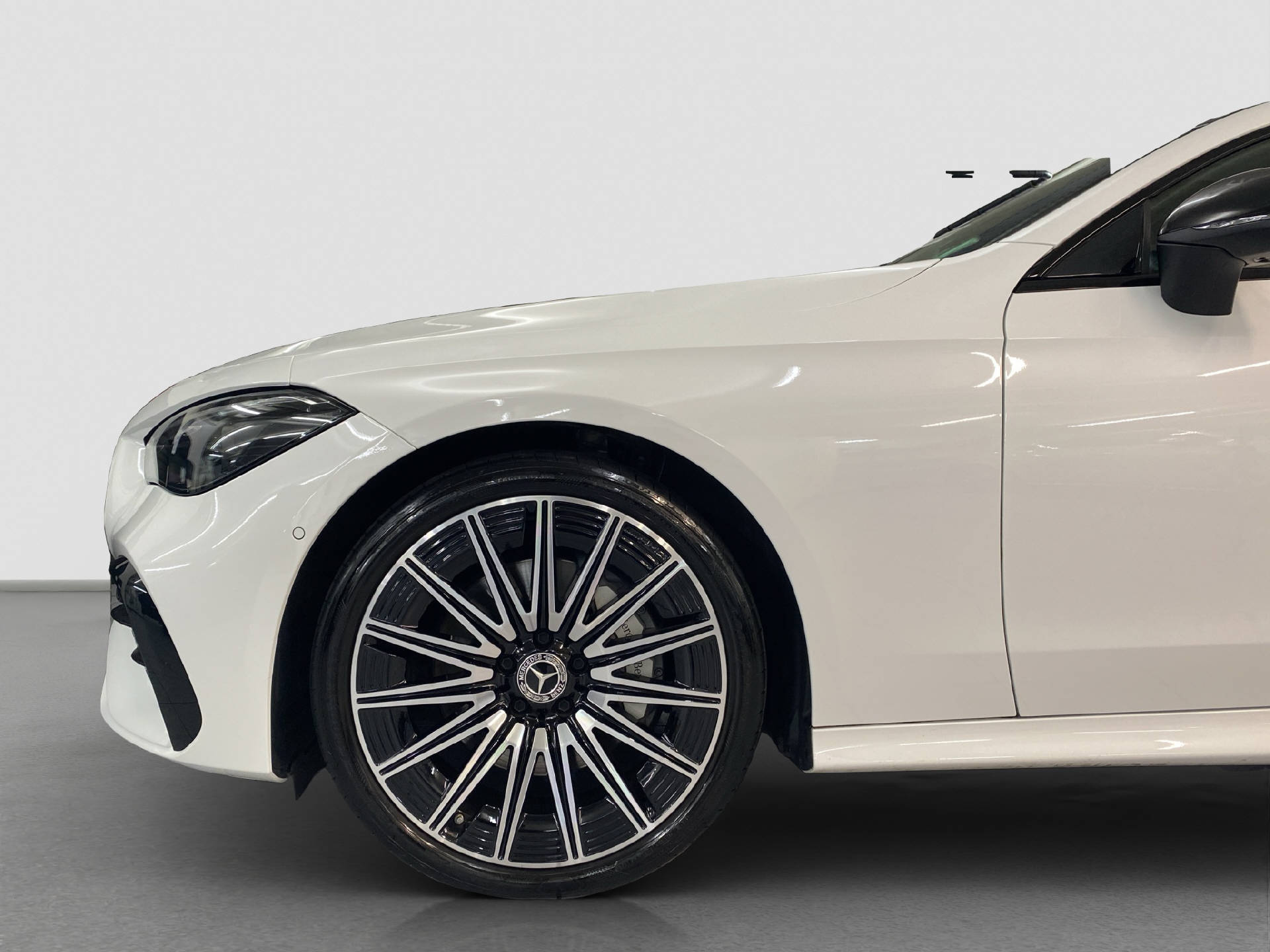 MERCEDES-BENZ CLE 300 AMG Line Coupé 4MATIC-image-5