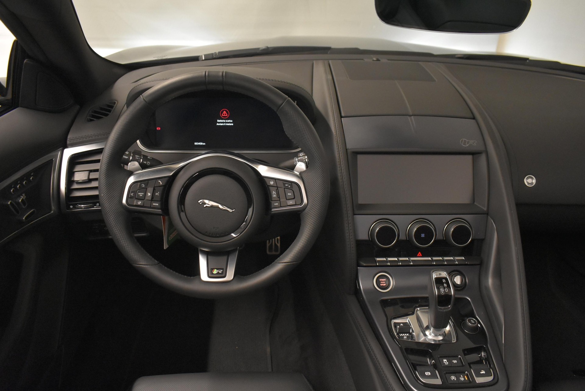 JAGUAR F-Type Convertible 5.0 V8 R AWD-image-7