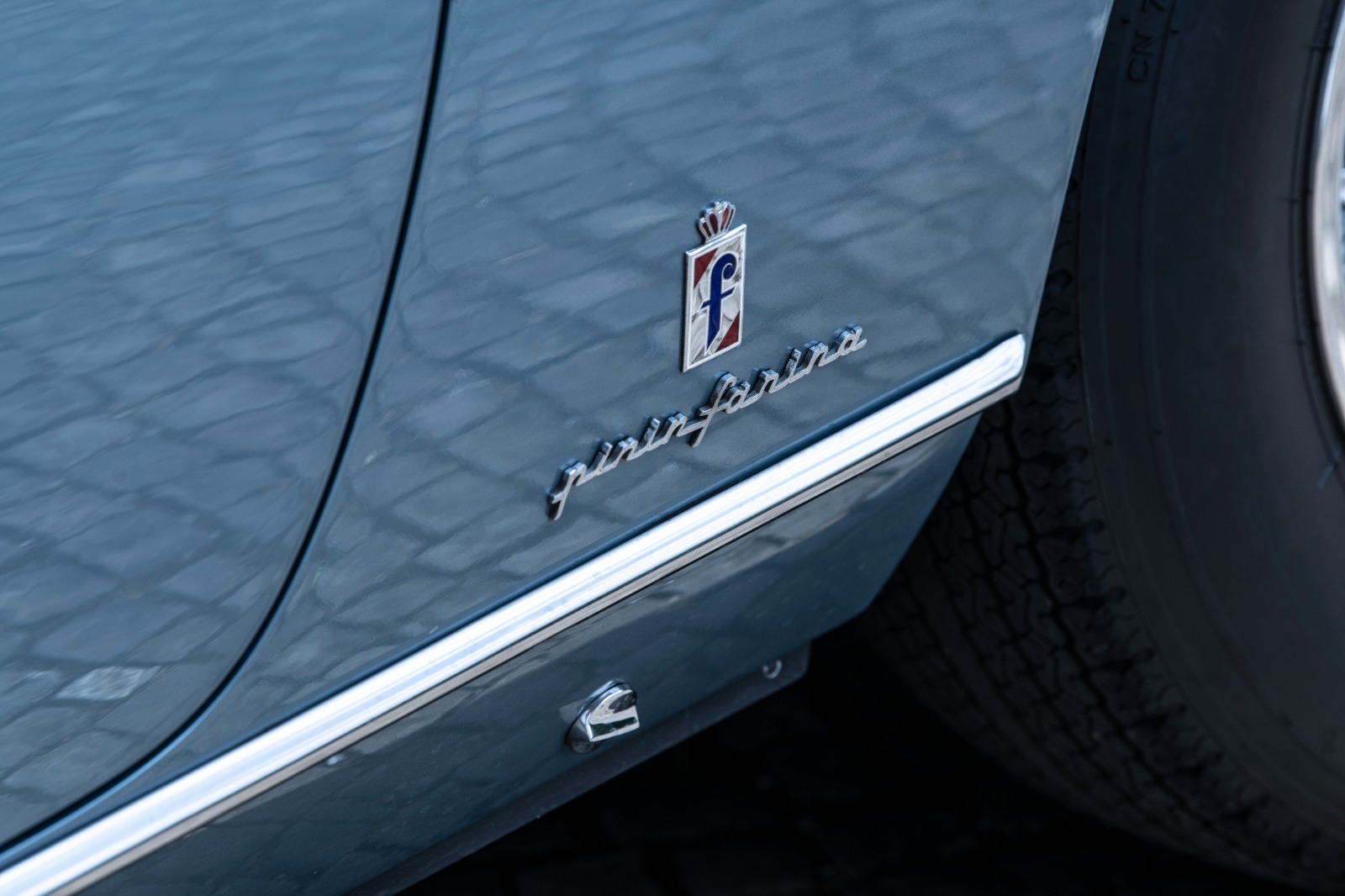 FERRARI 330 GT-image-7