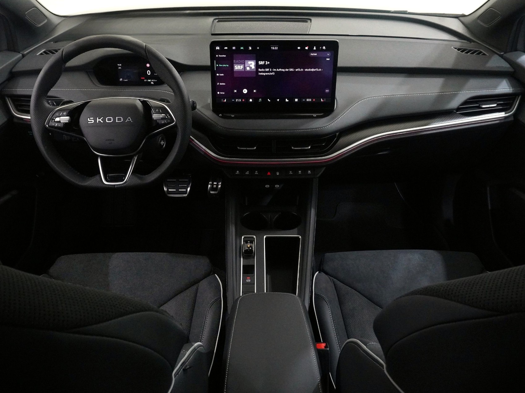 SKODA Elroq 85x SportLine Plus 4x4-image-11