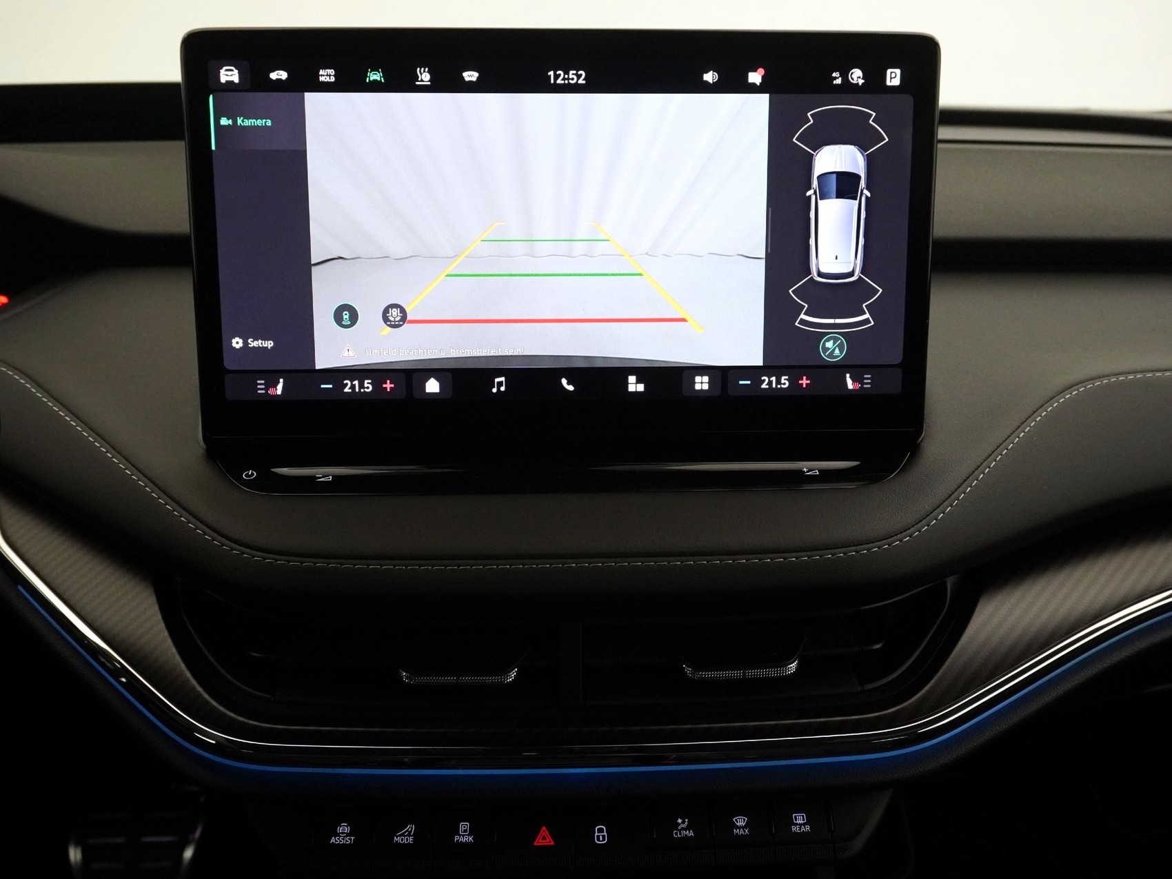 SKODA Elroq 85x SportLine Plus 4x4-image-17