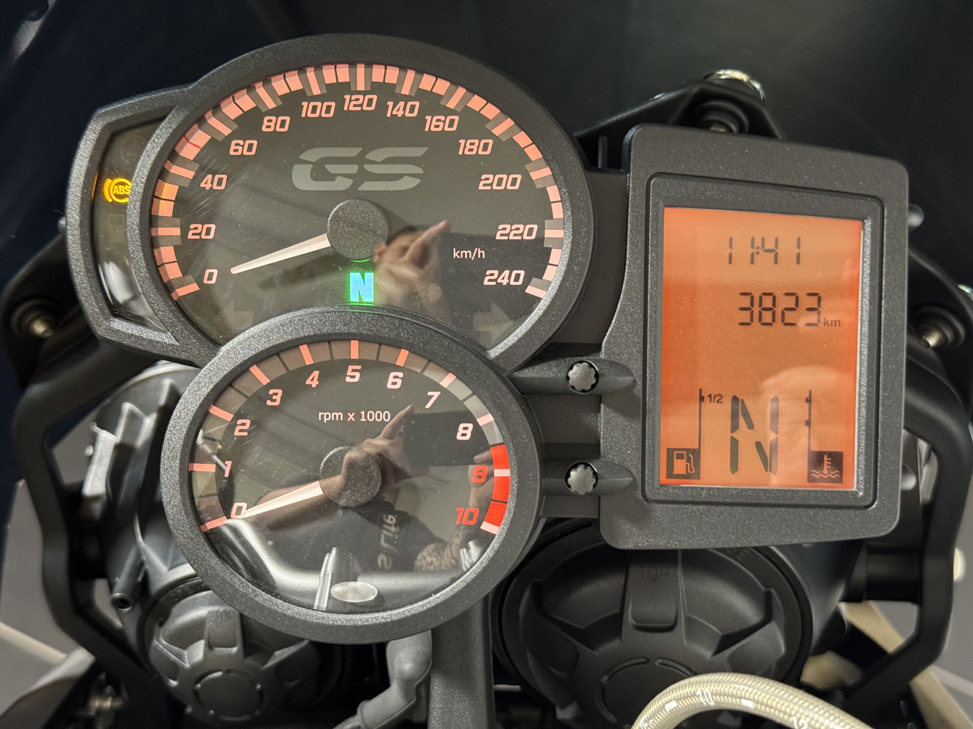 BMW F 800 GS-image-2