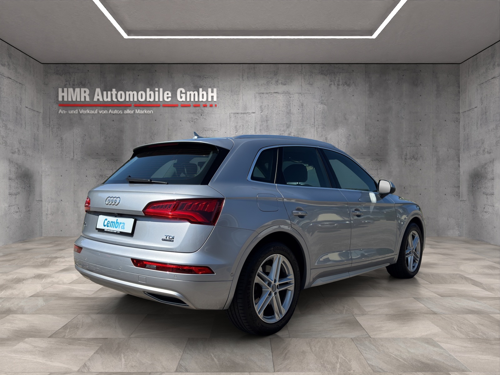 AUDI Q5 2.0 TDI quattro-showroom-element-3