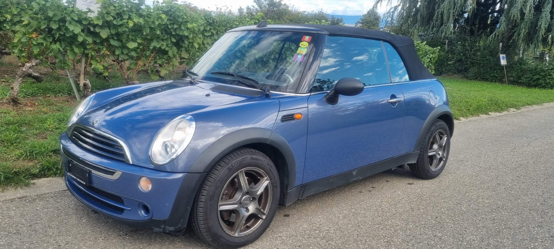 MINI One Cabriolet-image-4