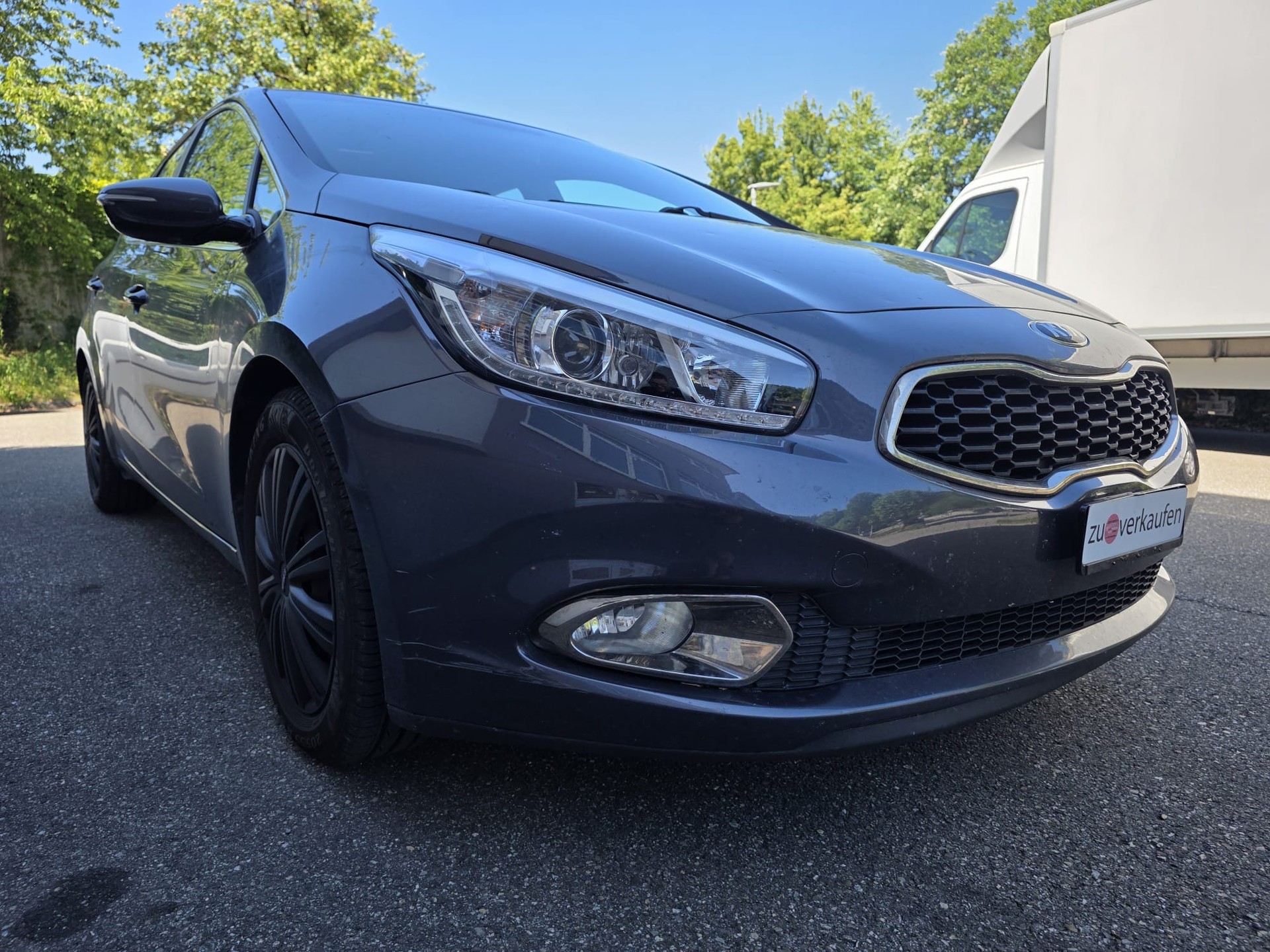 KIA Cee'd 1.6 GDi Classic-image-2