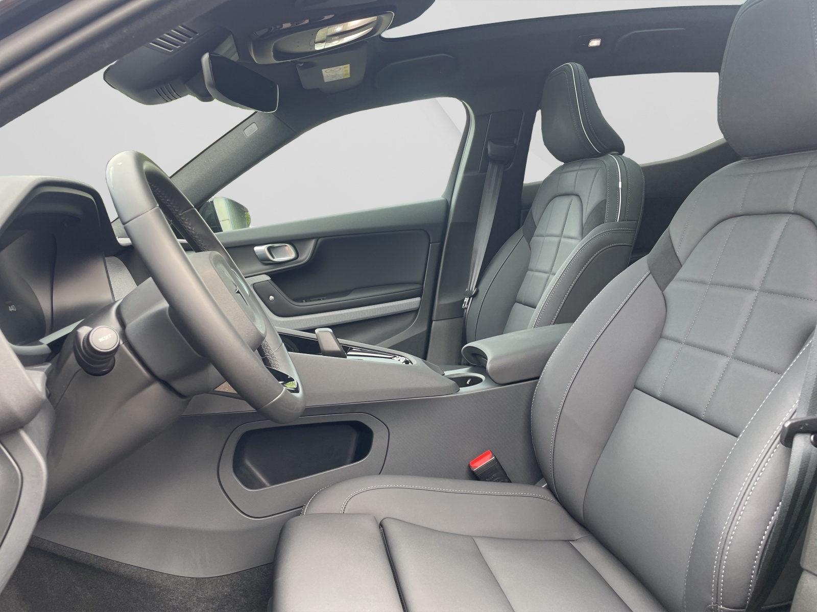 POLESTAR 2 Long Range Dual Motor-image-9