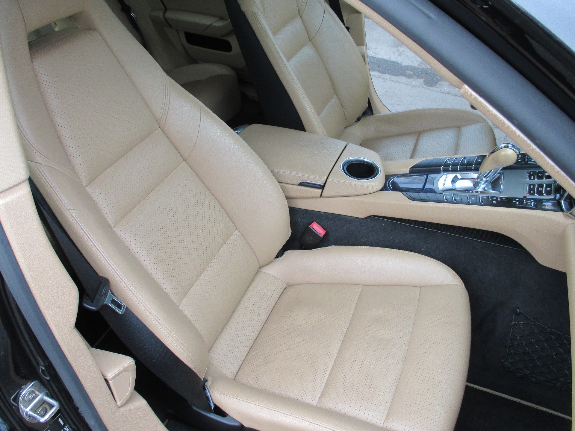 PORSCHE Panamera 4 3.6 Platinum Edition PDK-image-15