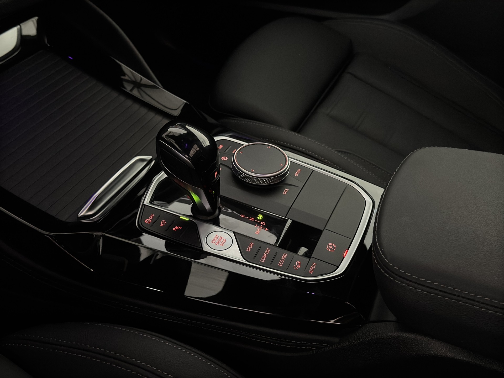 BMW X4 xDrive 48V 30d M Sport Steptronic-image-10
