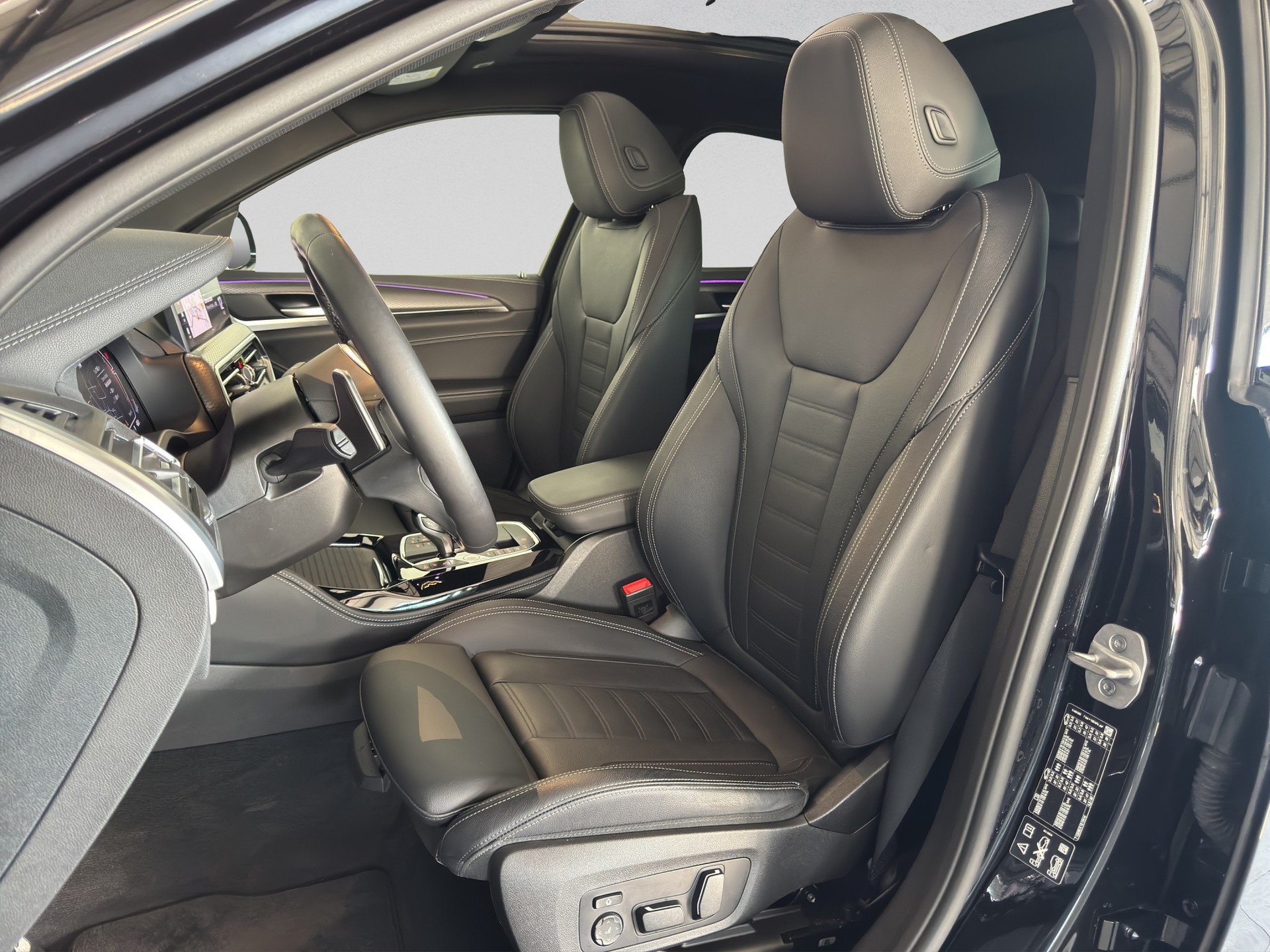 BMW X4 xDrive 48V 30d M Sport Steptronic-image-11