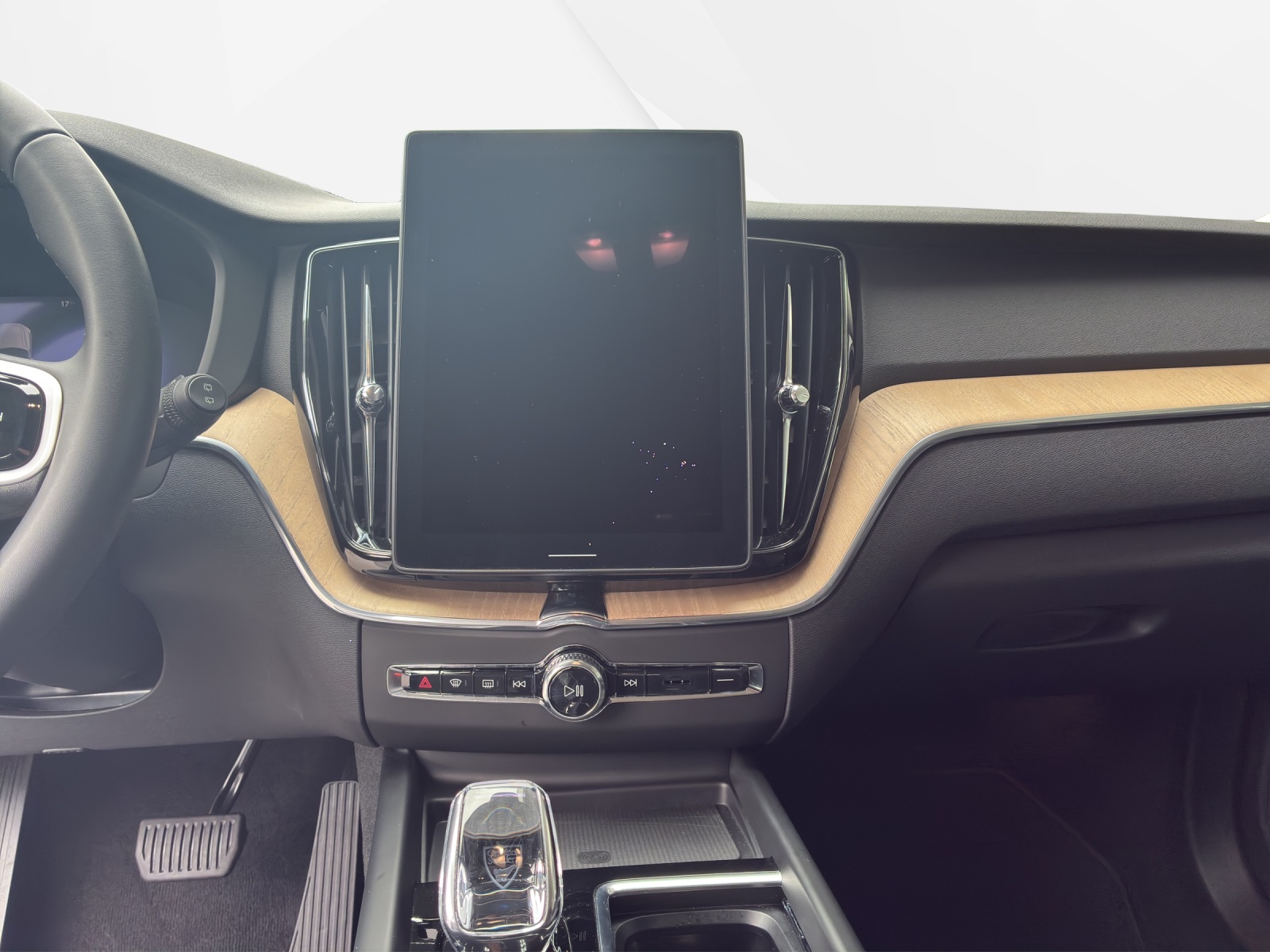 VOLVO XC60 2.0 B5 MH Plus Dark AWD-image-12