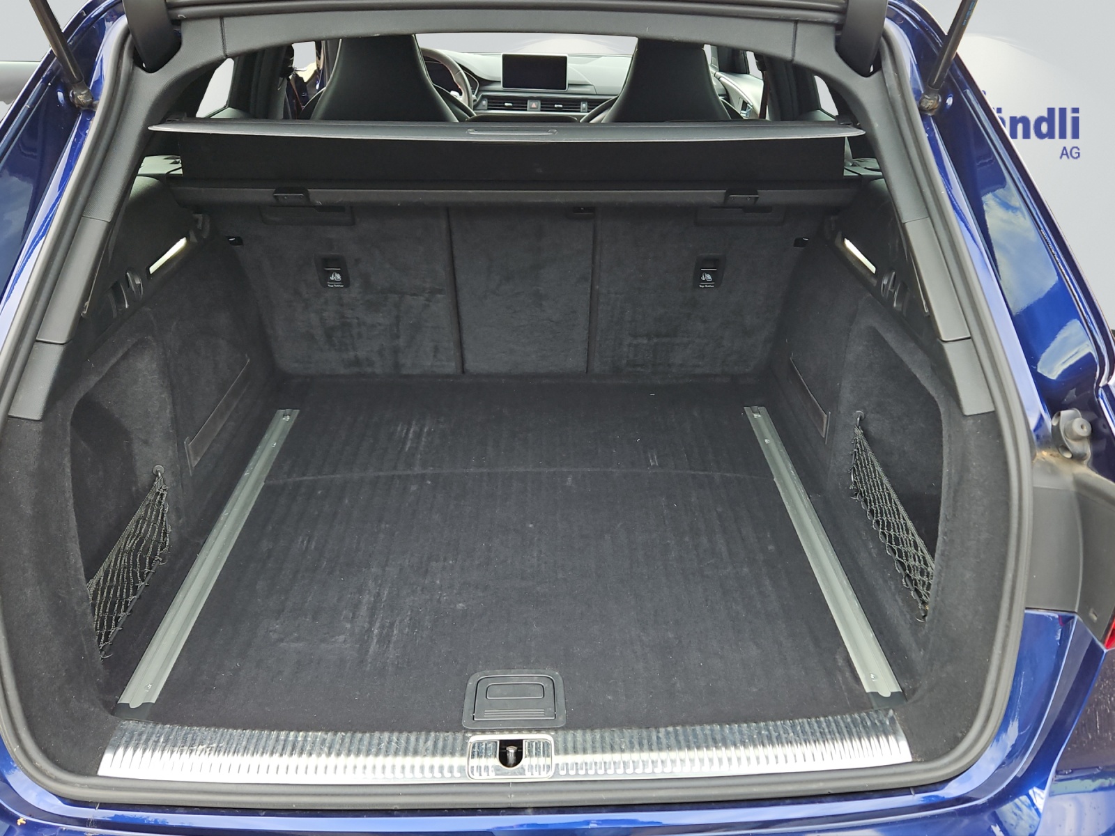 AUDI RS4 Avant 2.9 V6 TFSI quattro T-Tronic-image-9