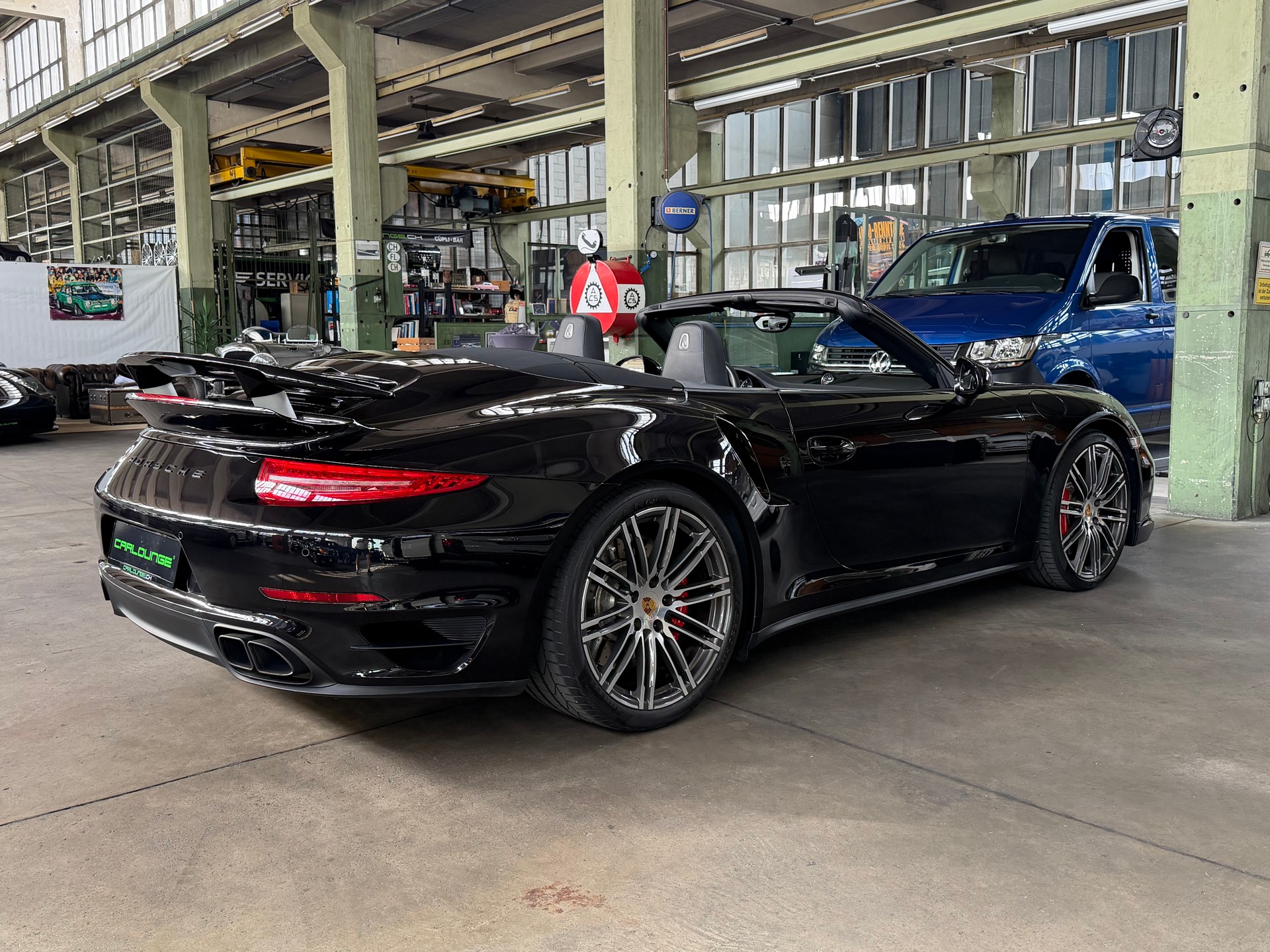 PORSCHE 911 Turbo Cabriolet PDK Automat-image-21