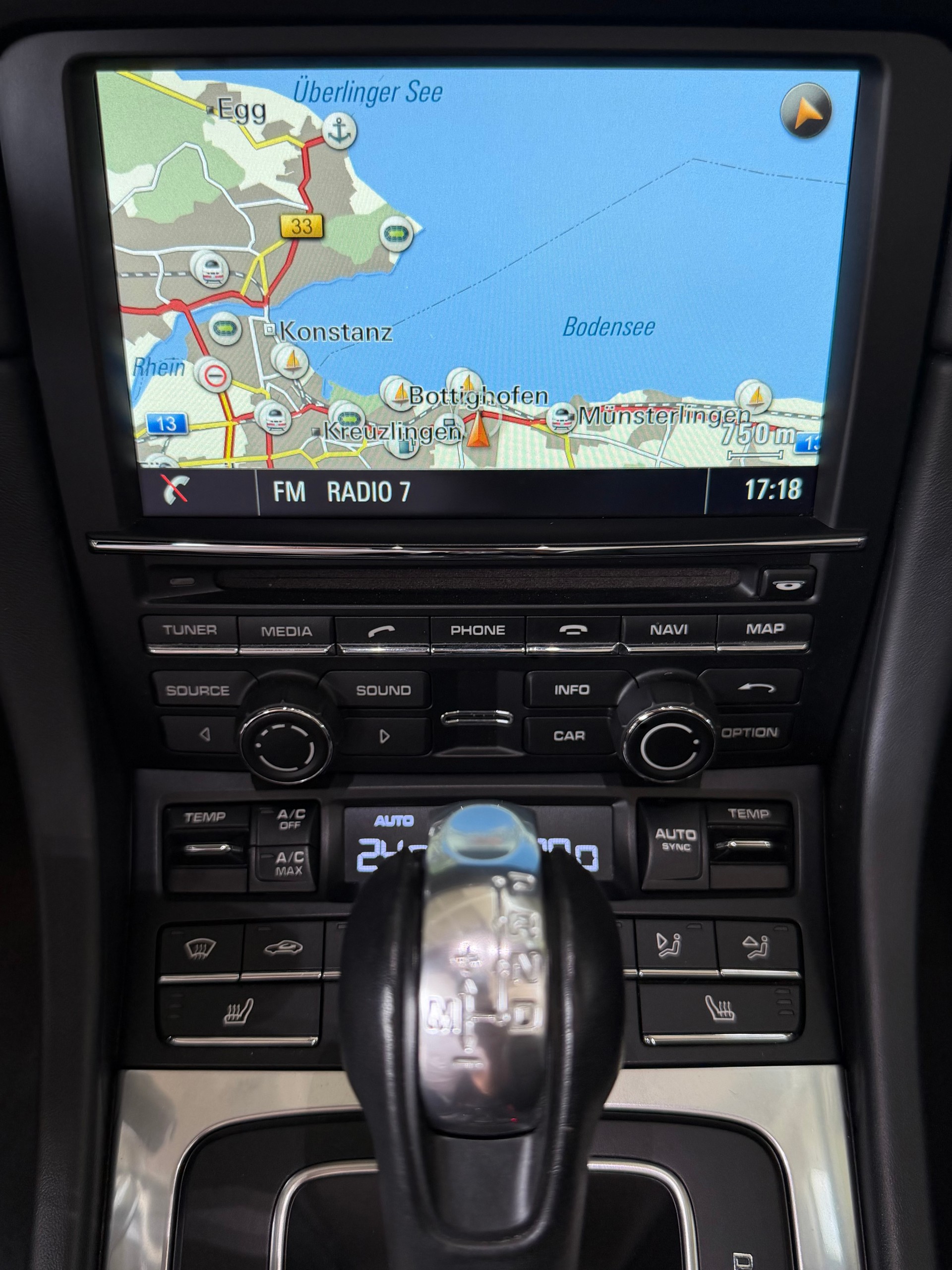 PORSCHE 911 Turbo Cabriolet PDK Automat-showroom-element-3