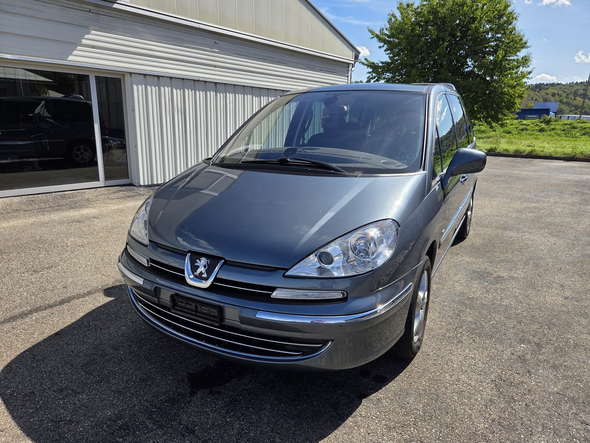 PEUGEOT 2.0 HDI Style, AHK, 7 Pl.