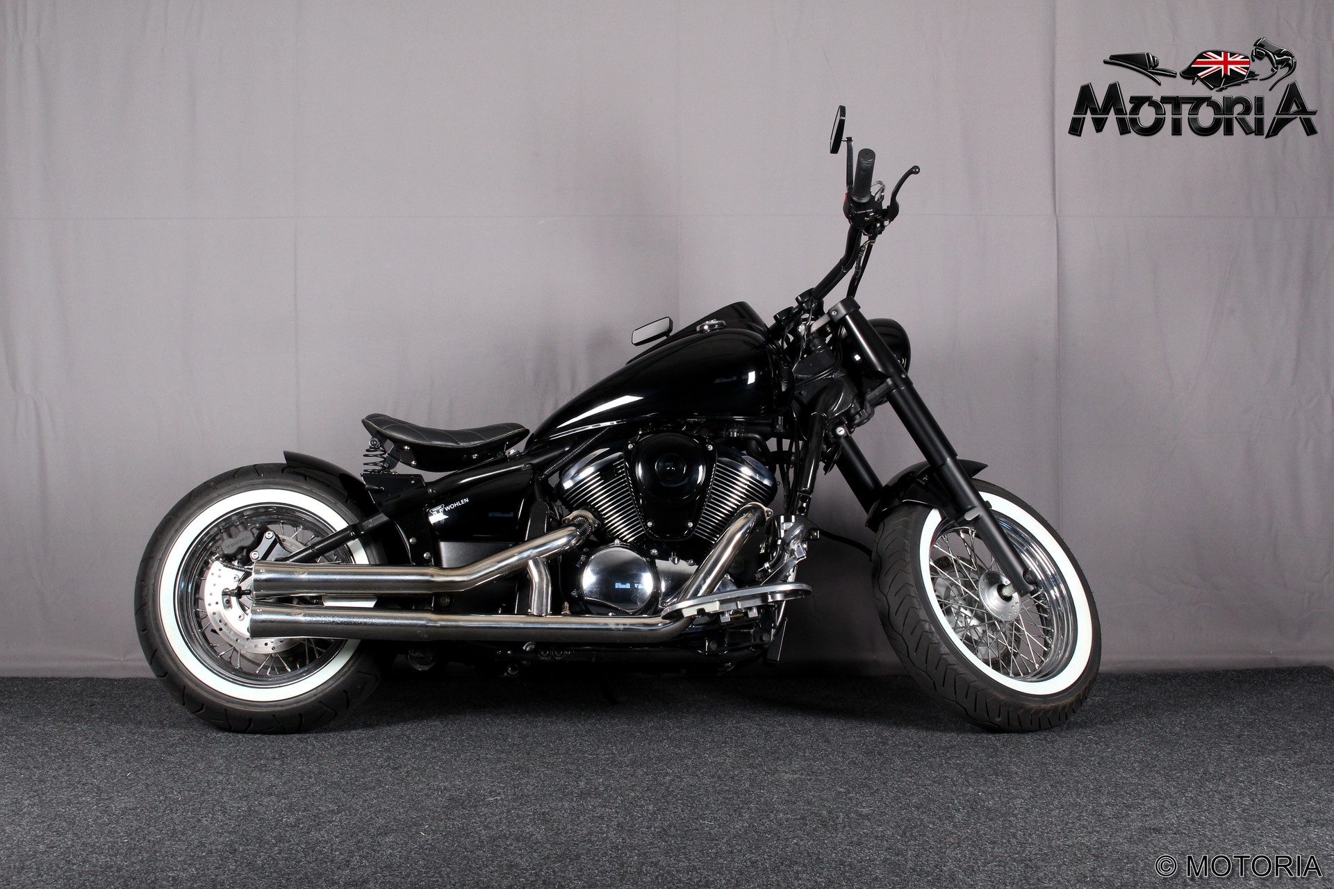 KAWASAKI VN 900 BOBBER-showroom-element-1