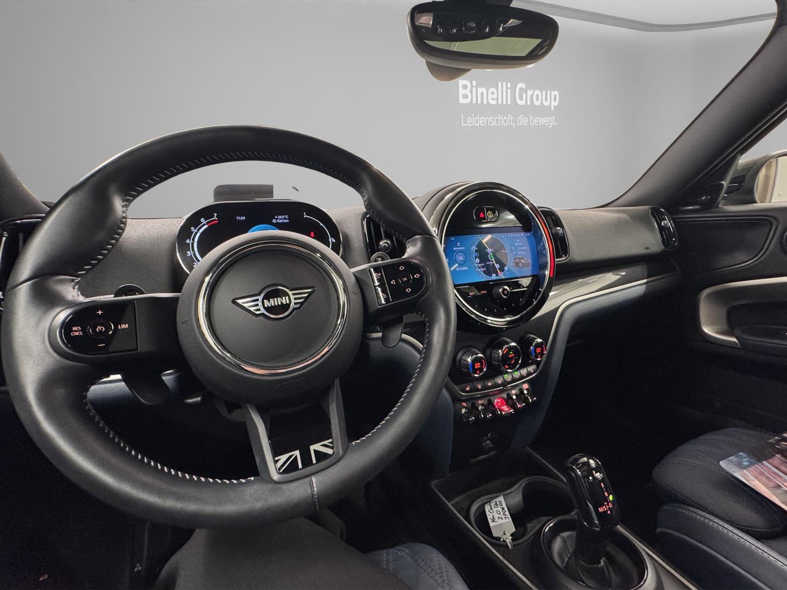 MINI Countryman F60 2.0i Cooper S-image-17