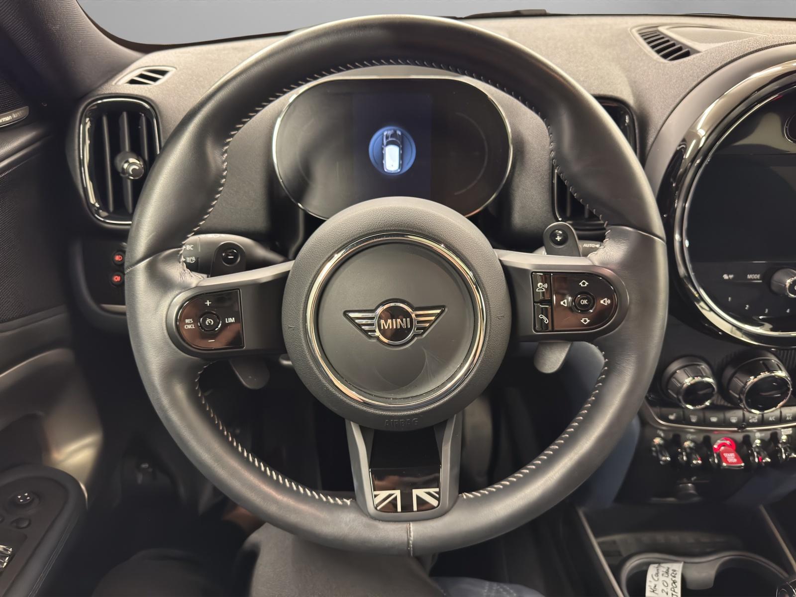 MINI Countryman F60 2.0i Cooper S-image-15