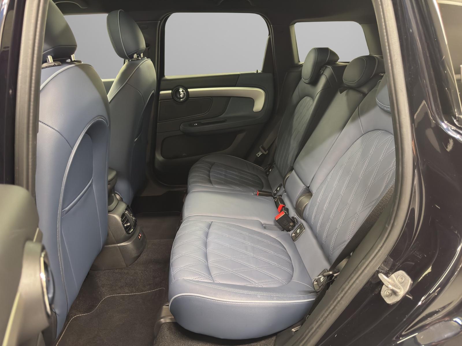 MINI Countryman F60 2.0i Cooper S-image-13