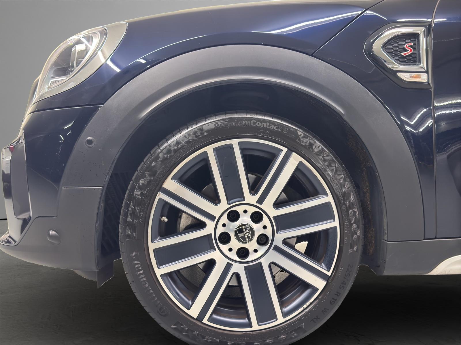 MINI Countryman F60 2.0i Cooper S-image-8